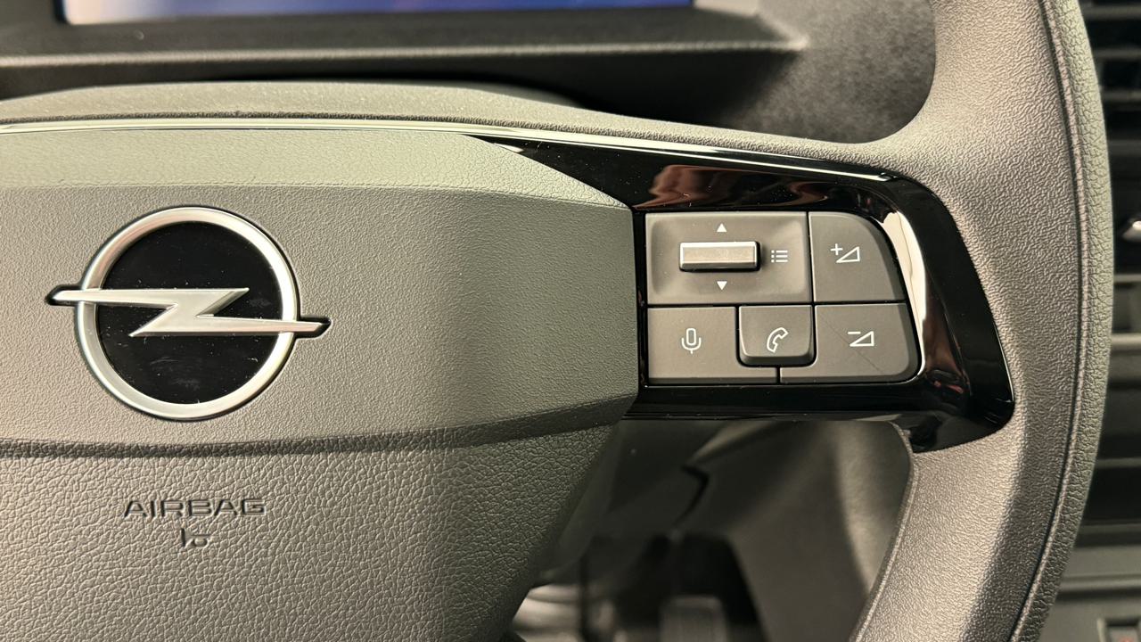 OPEL Vivaro Lang 2.0 CDTI 9-Plätzer-image-9