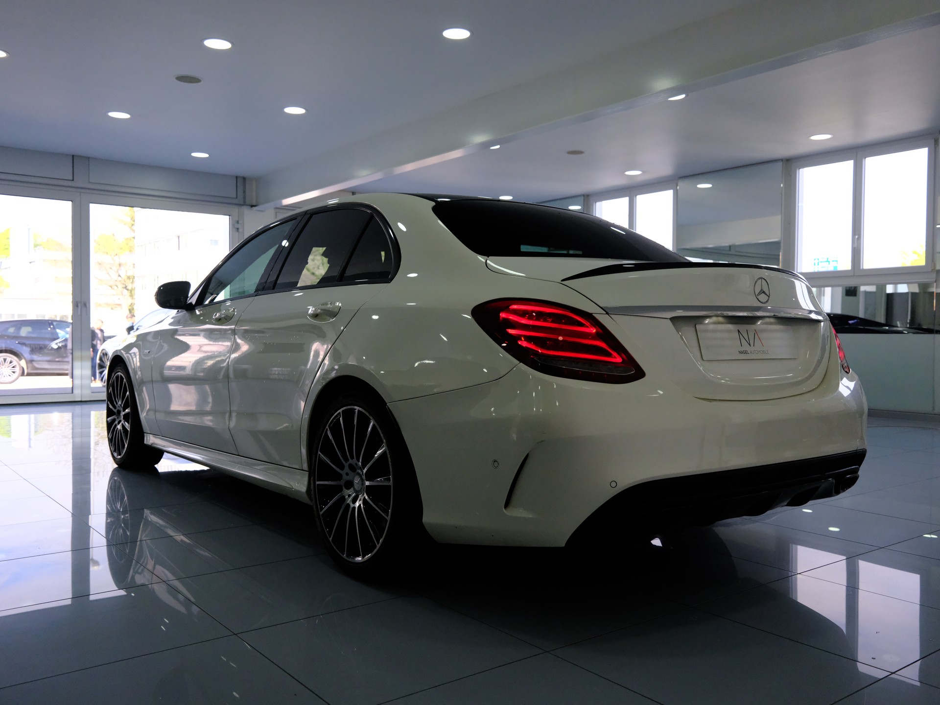 MERCEDES-BENZ C 450 AMG 4Matic 7G-Tronic-image-4