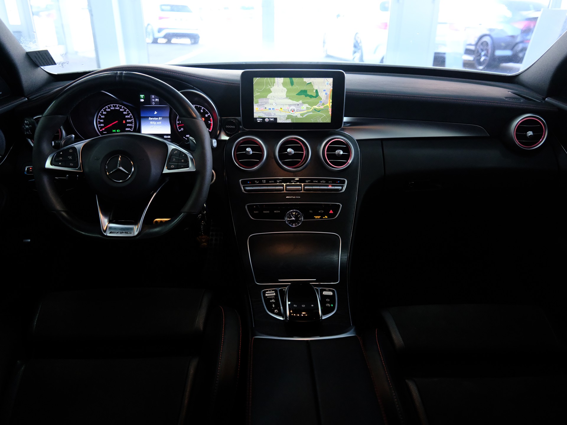 MERCEDES-BENZ C 450 AMG 4Matic 7G-Tronic-image-11