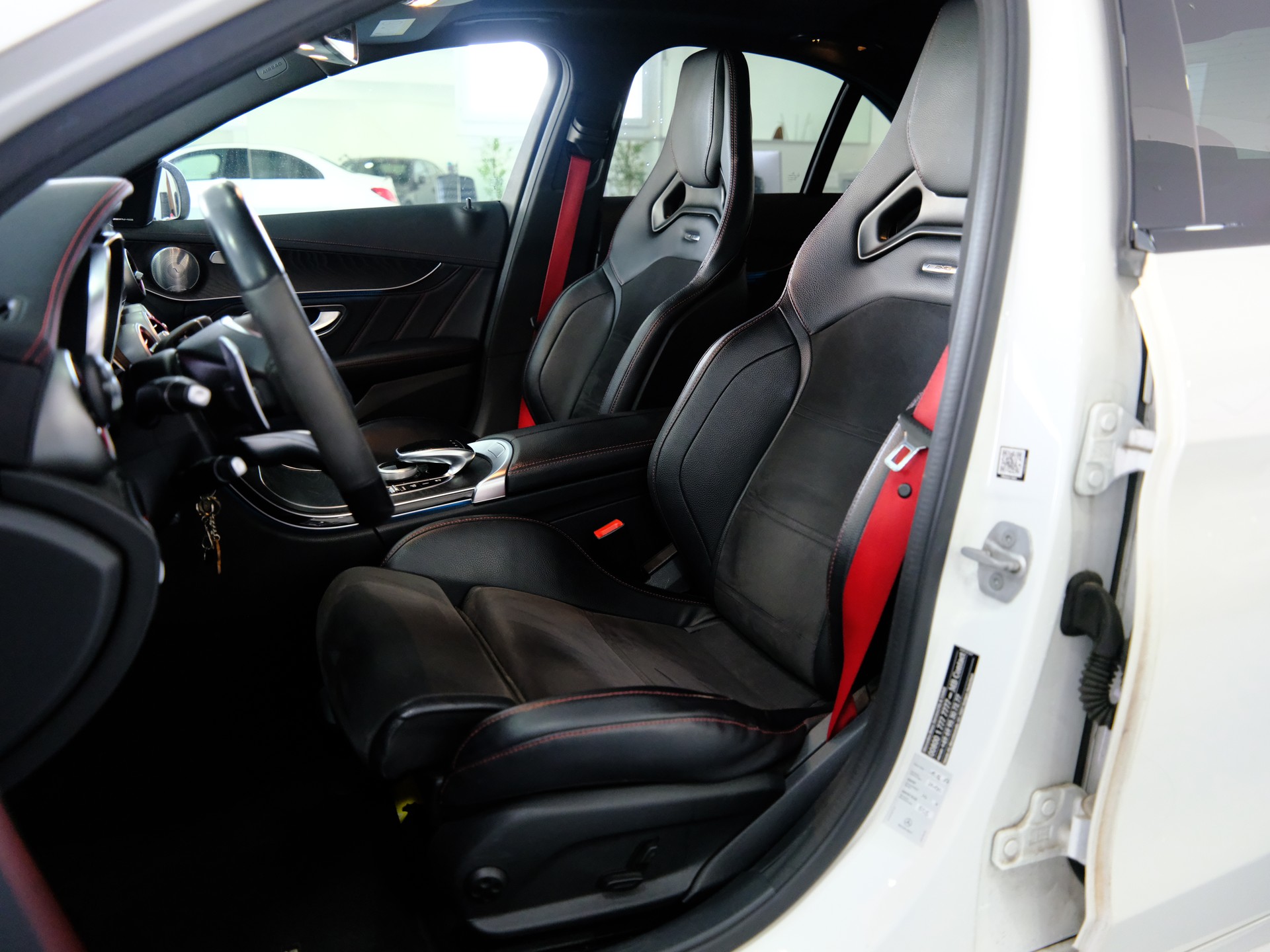 MERCEDES-BENZ C 450 AMG 4Matic 7G-Tronic-image-9
