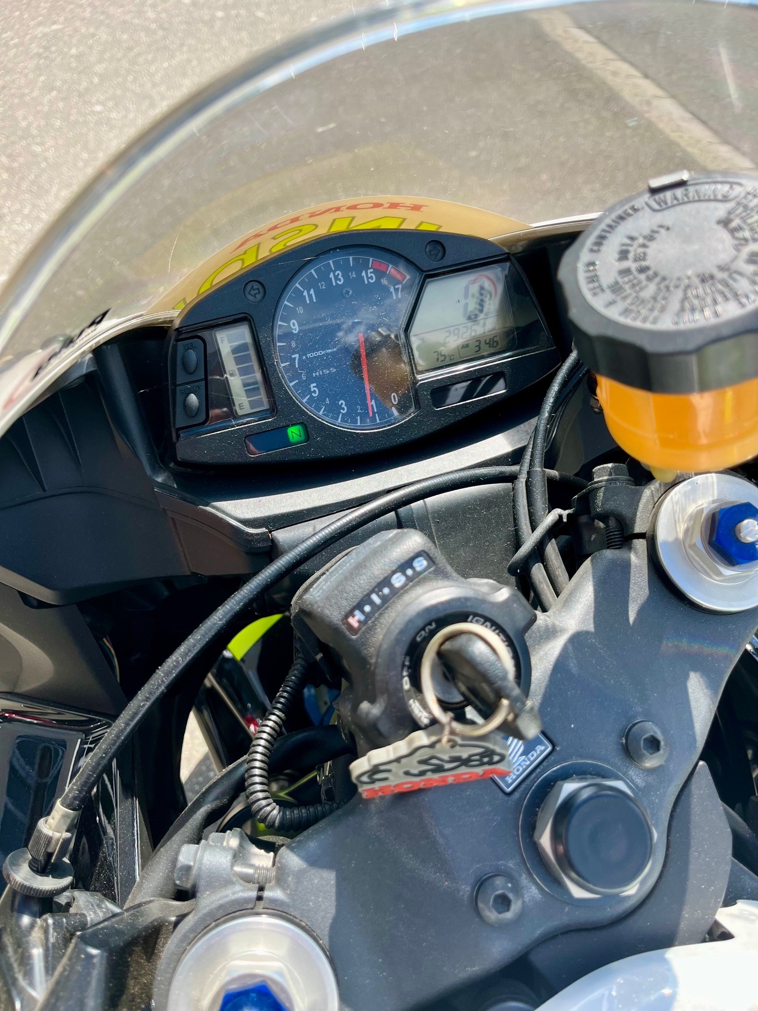HONDA CBR 600 RR Hannspree Ten Kate Replica - GRATIS LIEFERUNG*-image-4