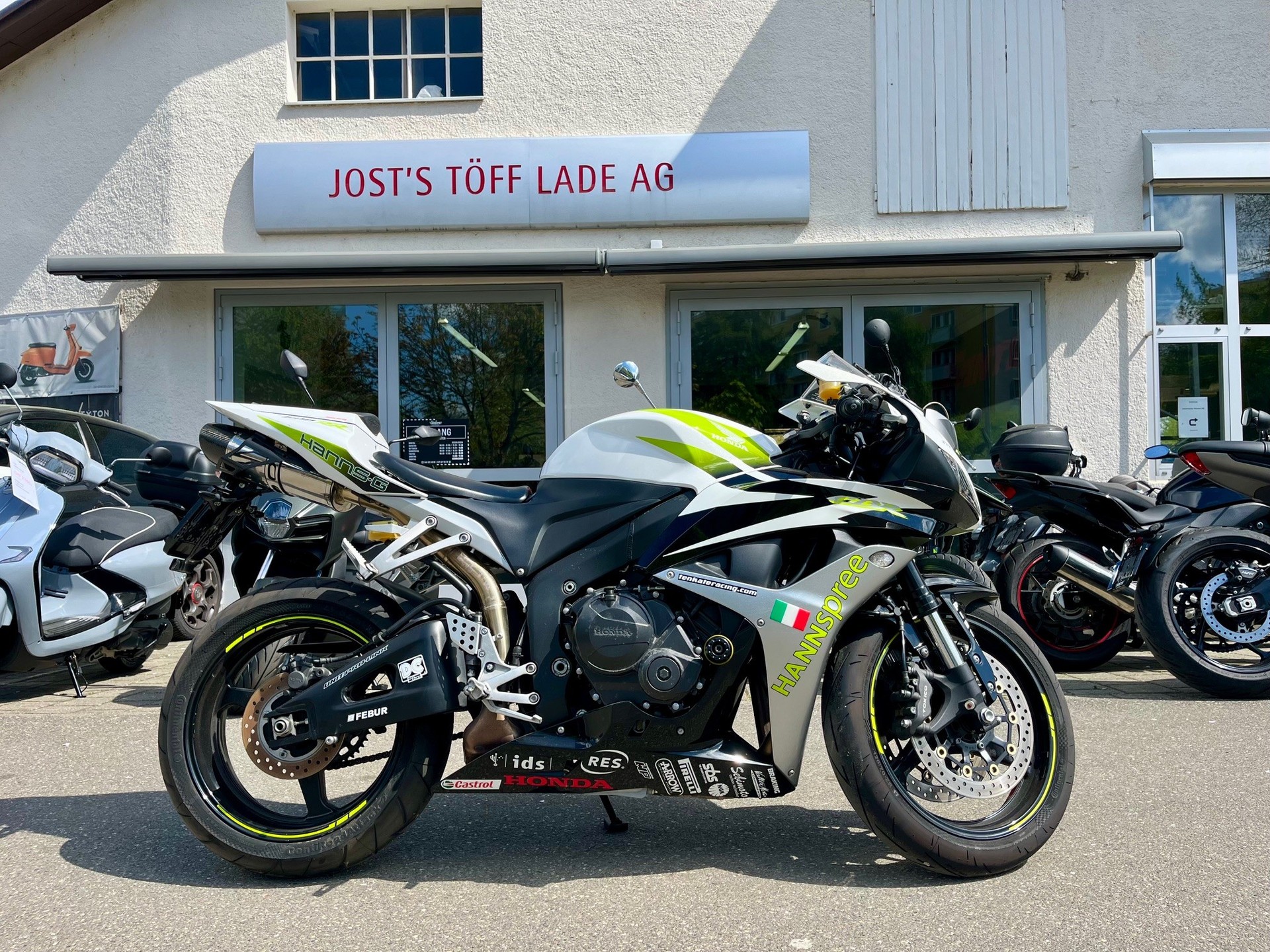 HONDA CBR 600 RR Hannspree Ten Kate Replica - GRATIS LIEFERUNG*-image-0