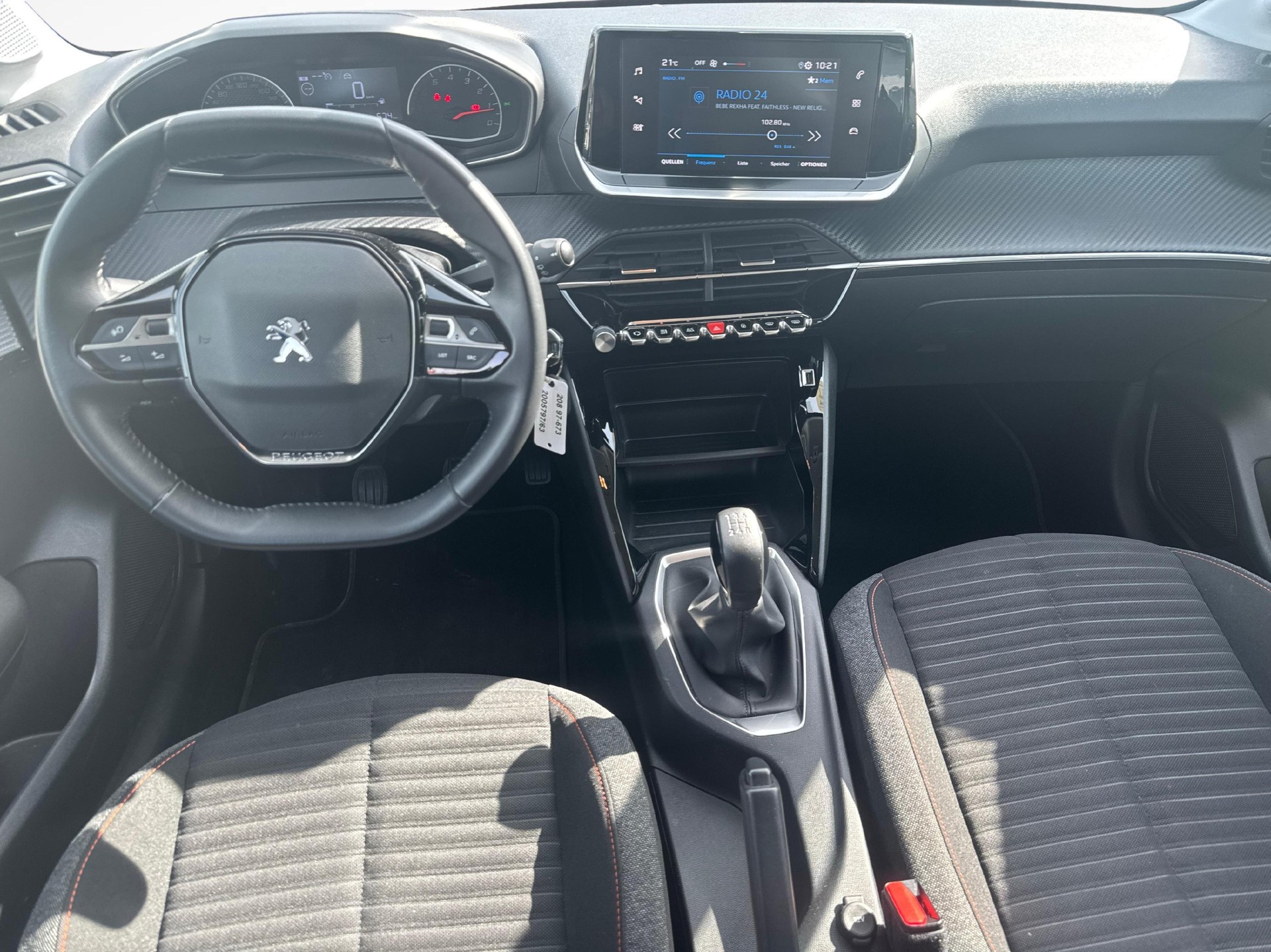 PEUGEOT 208 1.2 PureTech Active / ab 3,99% Leasing bei Abschluss einer Protect Autoversicherung-image-8