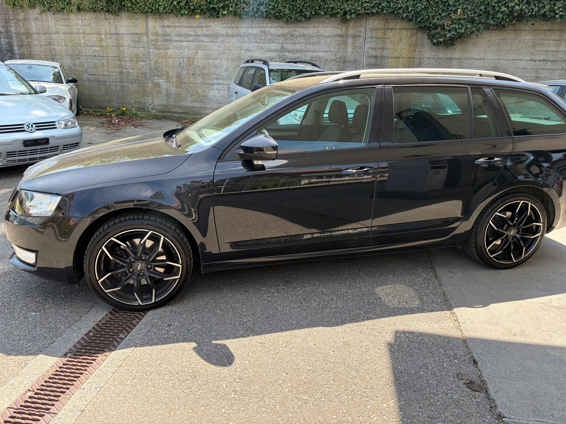 SKODA Octavia Combi 2.0 TDI Ambition 4x4 DSG-image-3