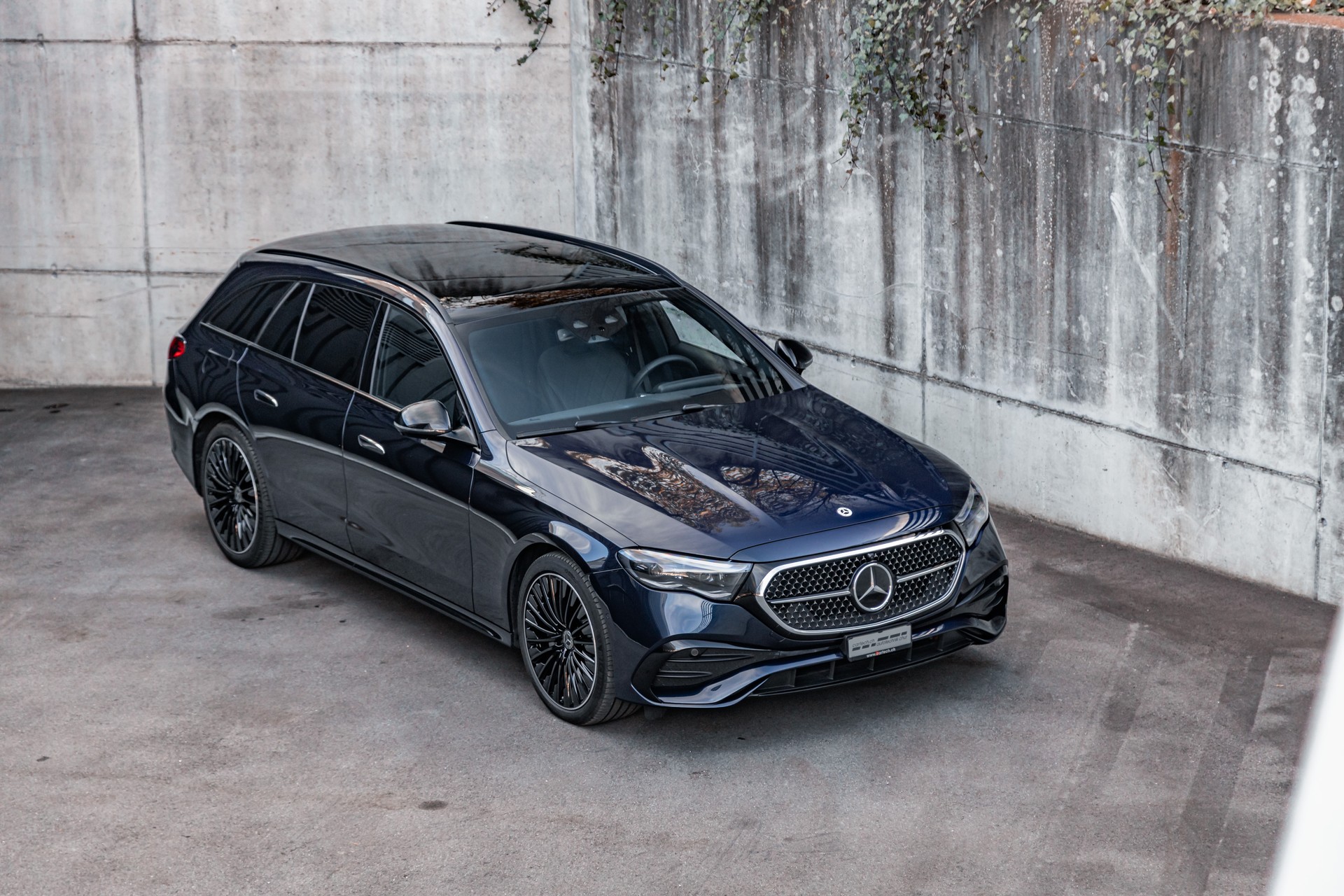 MERCEDES-BENZ E 450 T 9G-Tronic 4Matic-image-4