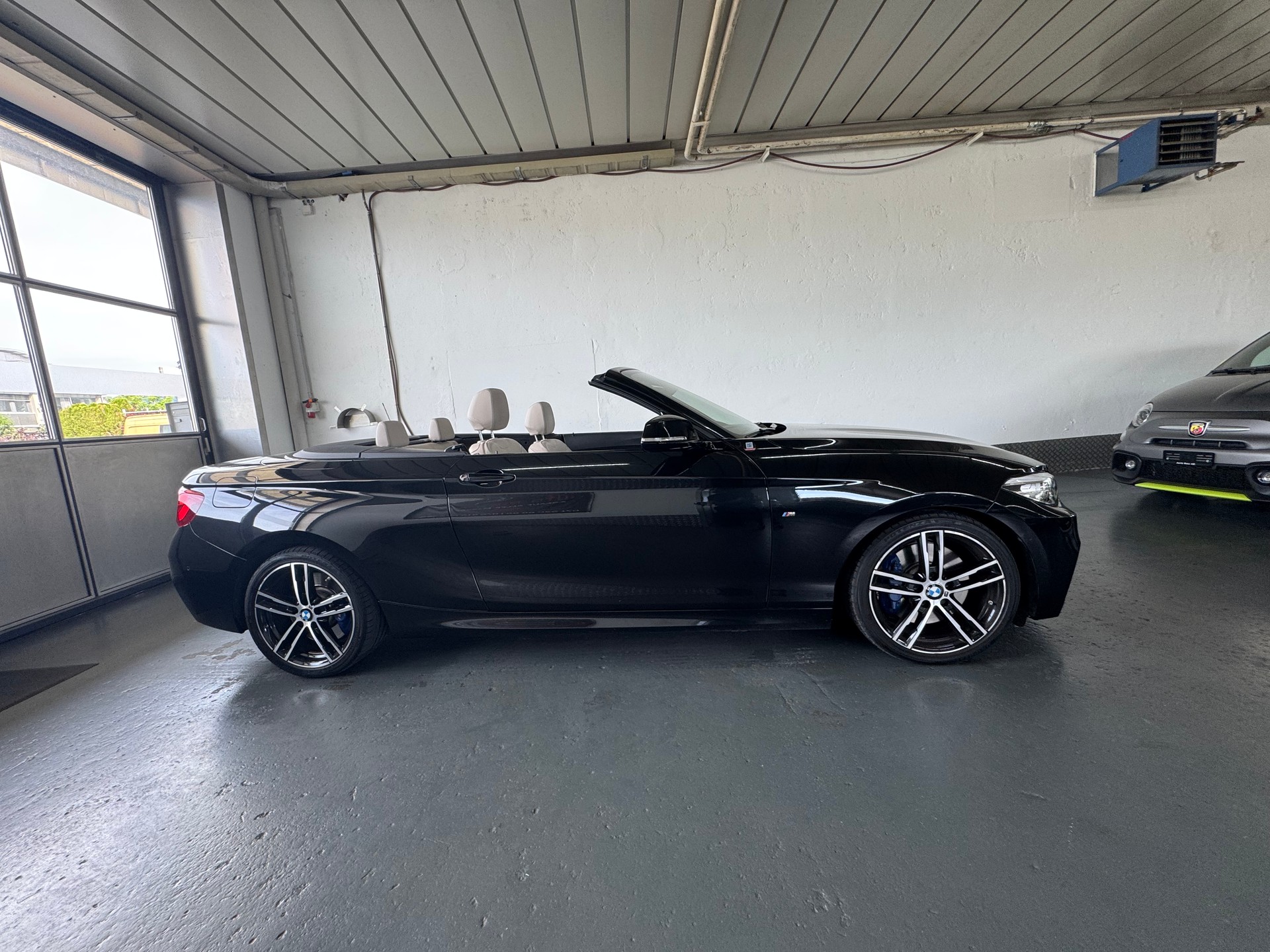 BMW M240i xDrive Steptronic-image-10