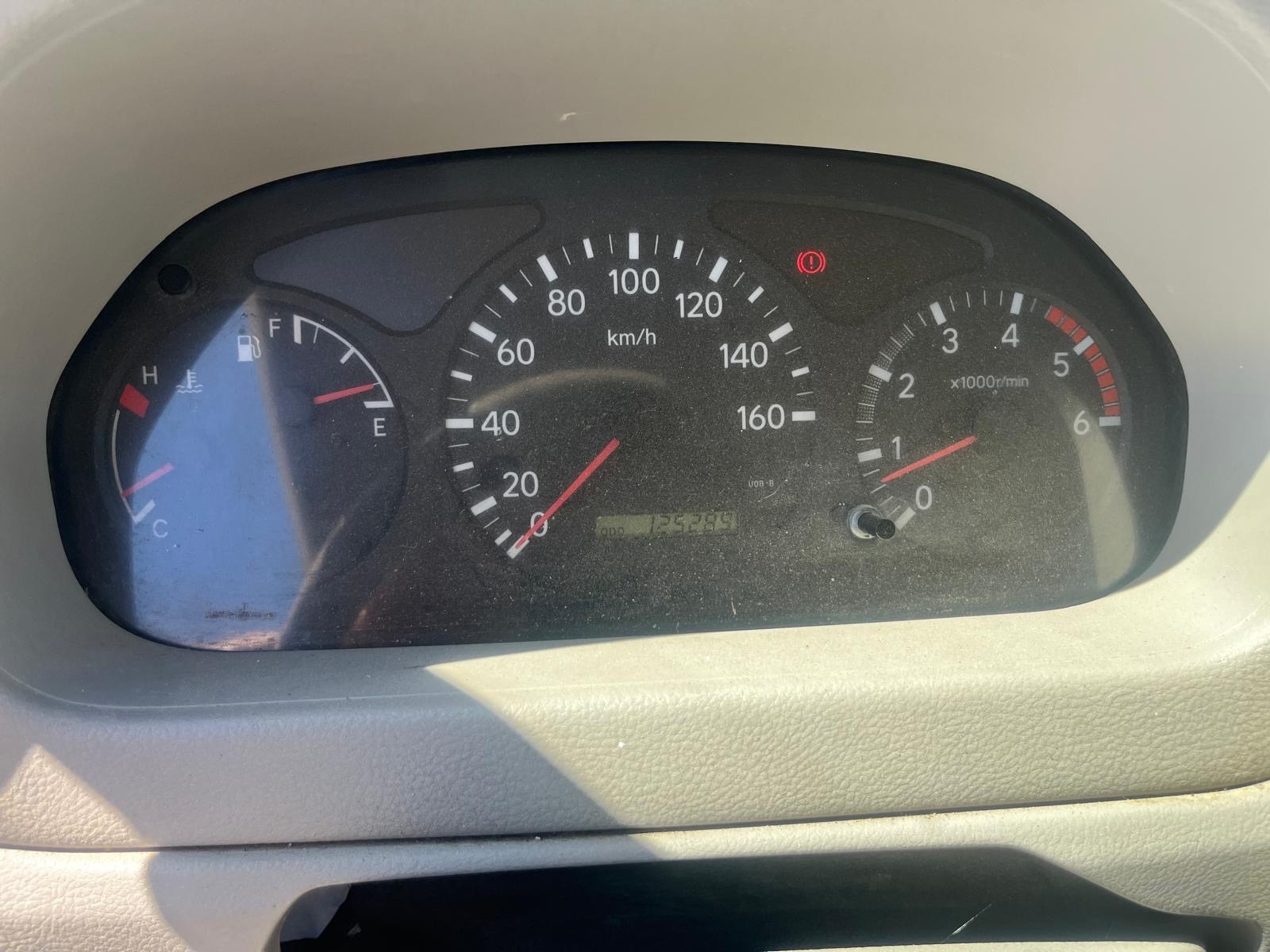 TOYOTA Dyna 100 2.5 D-4D-image-7