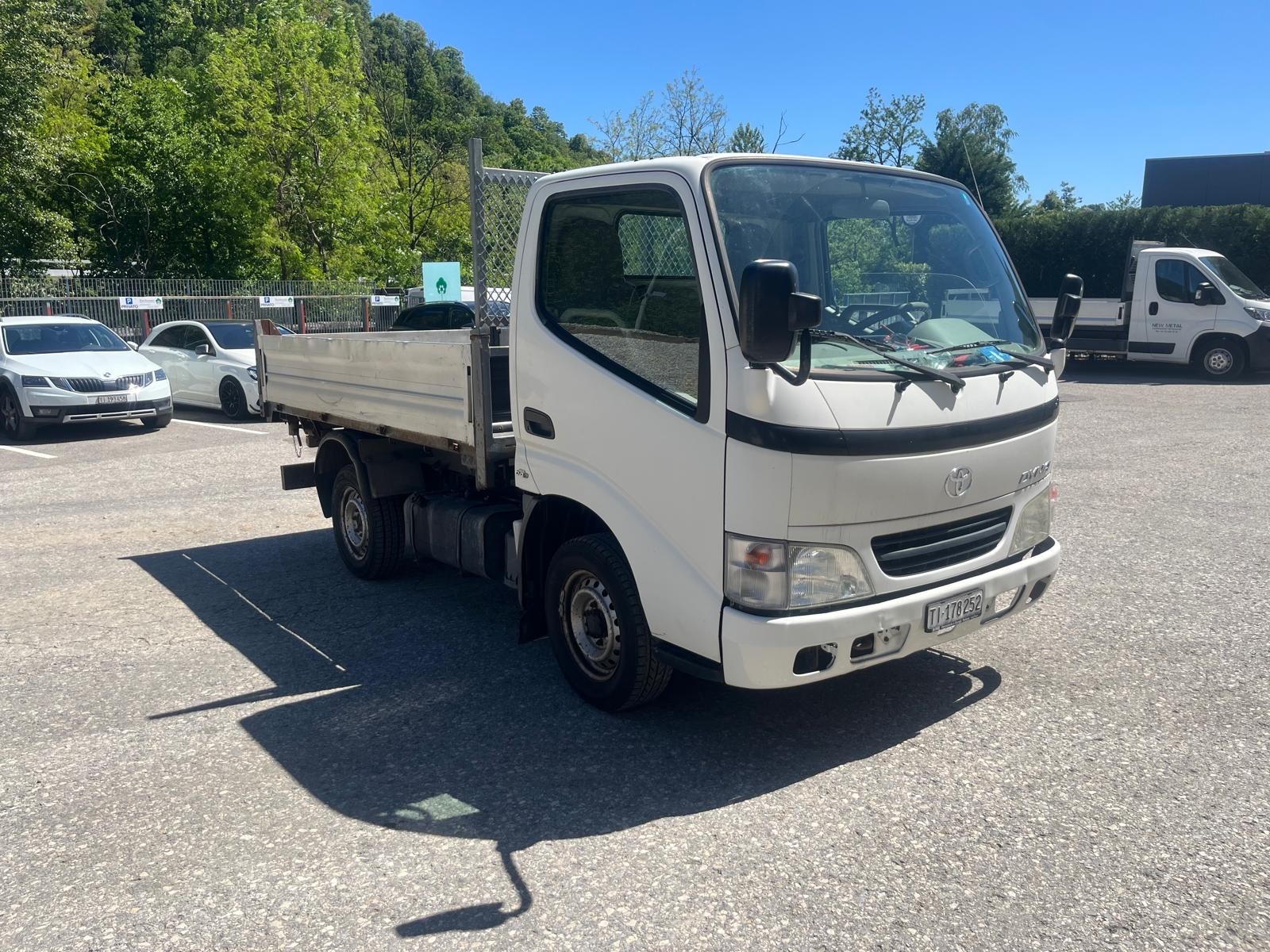 TOYOTA Dyna 100 2.5 D-4D-image-3