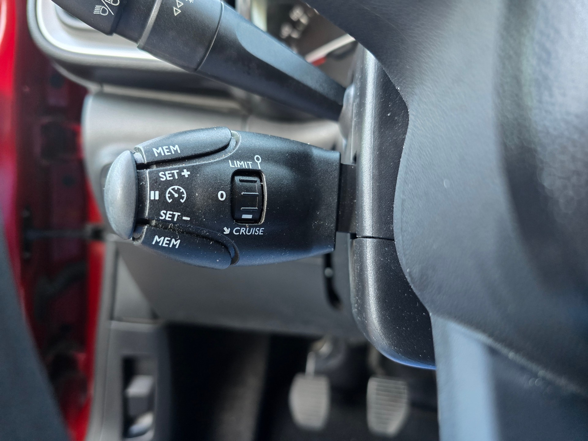 CITROEN C3 1.2i PureTech Shine-image-18