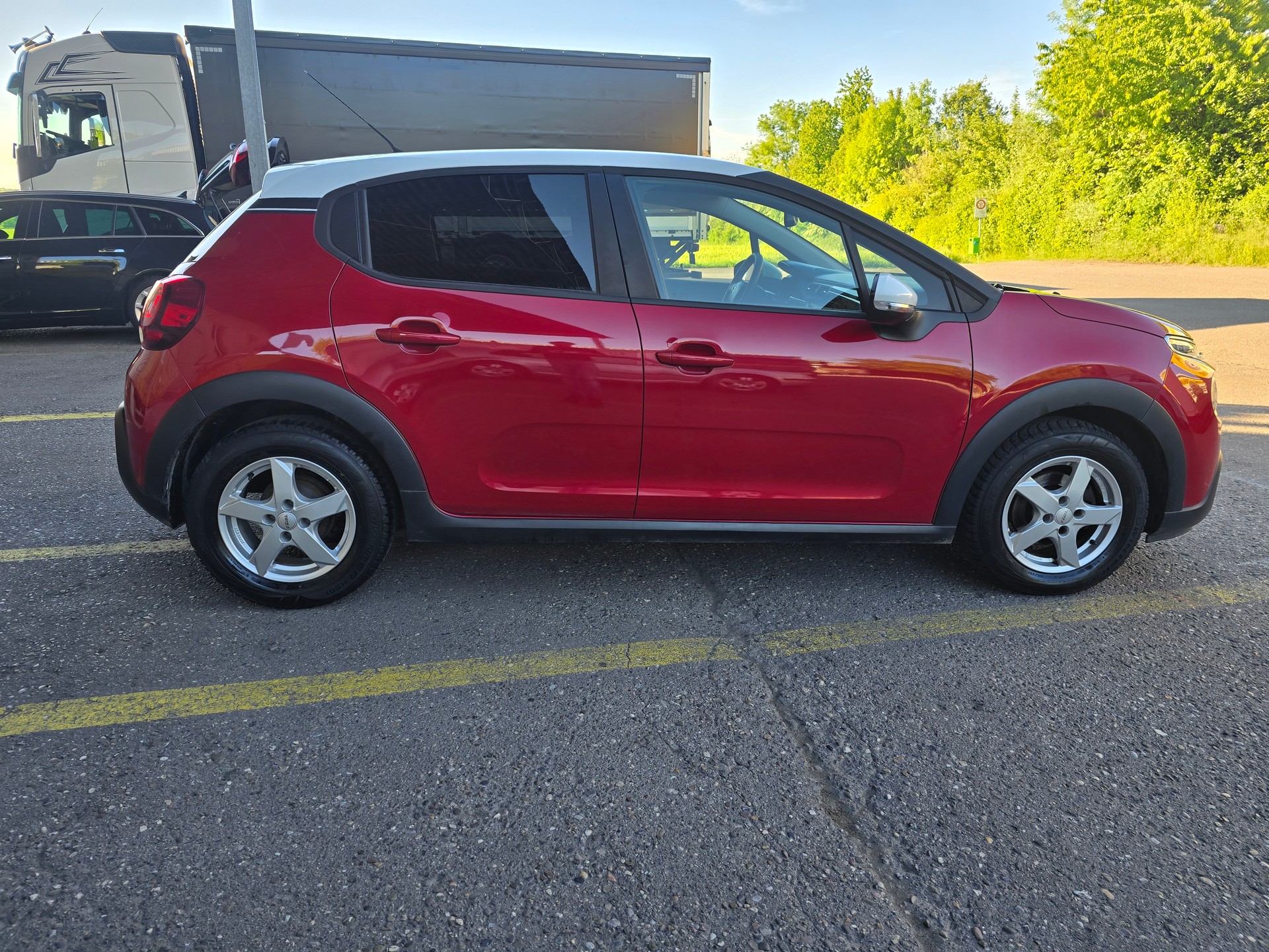 CITROEN C3 1.2i PureTech Shine-image-7