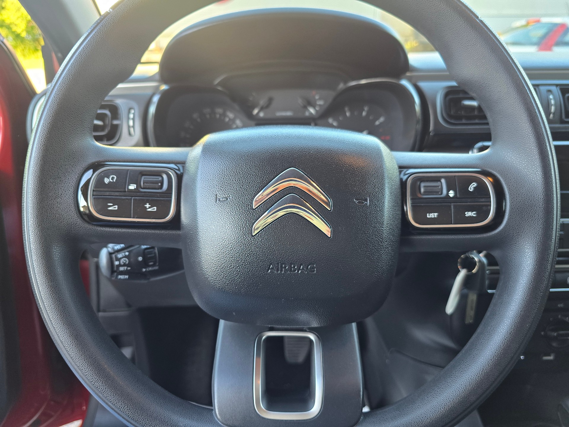 CITROEN C3 1.2i PureTech Shine-image-15