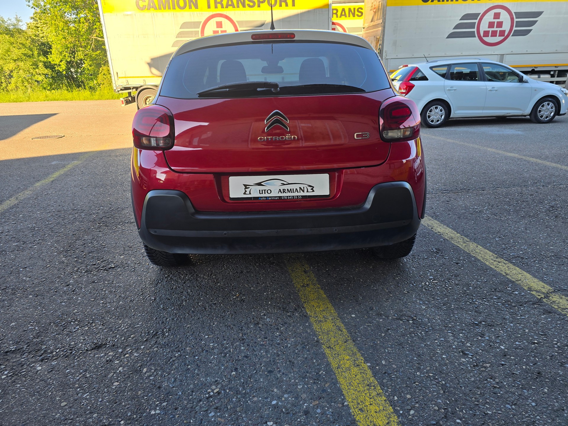 CITROEN C3 1.2i PureTech Shine-showroom-element-3