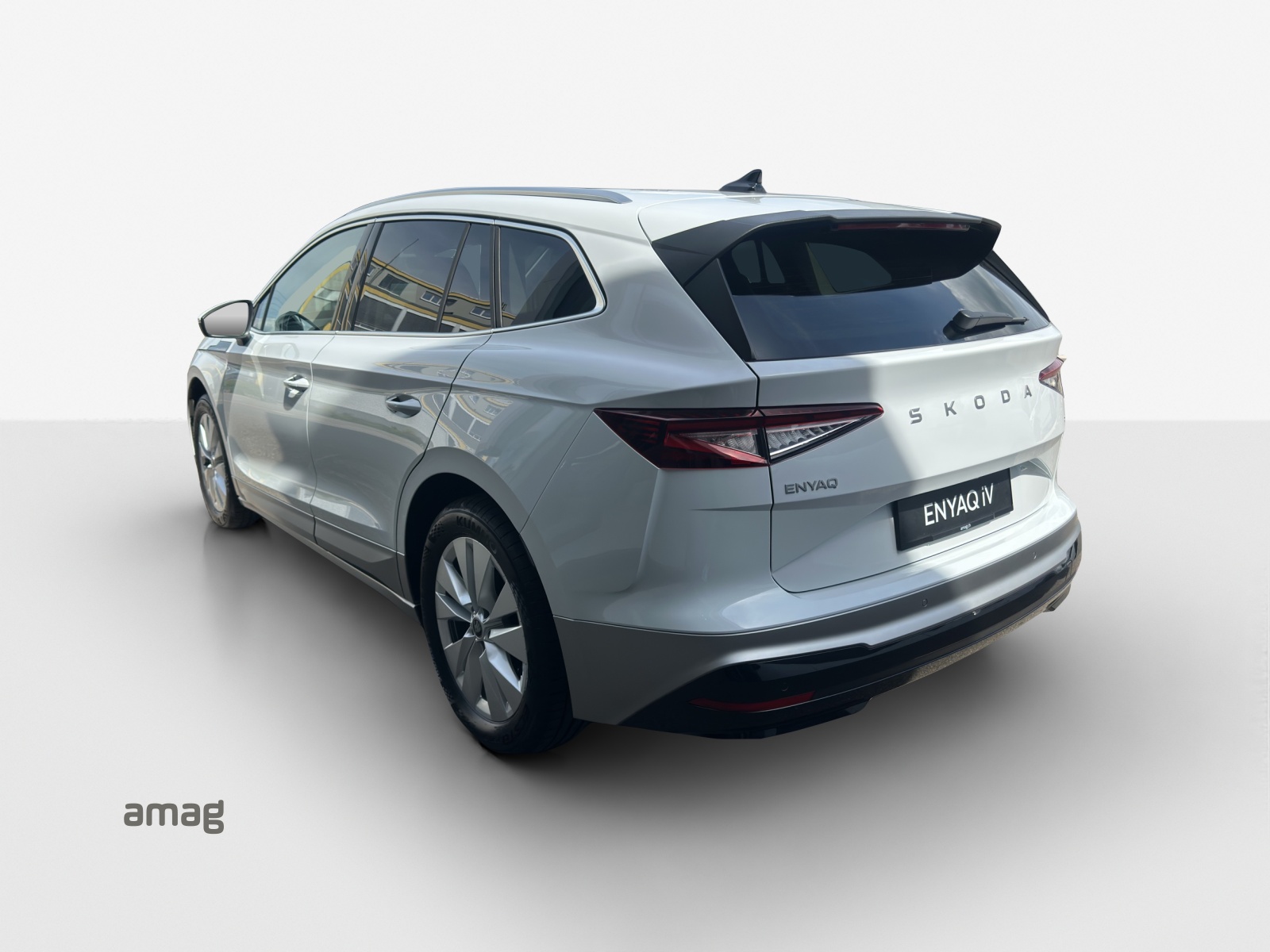 SKODA Enyaq 85-showroom-element-2