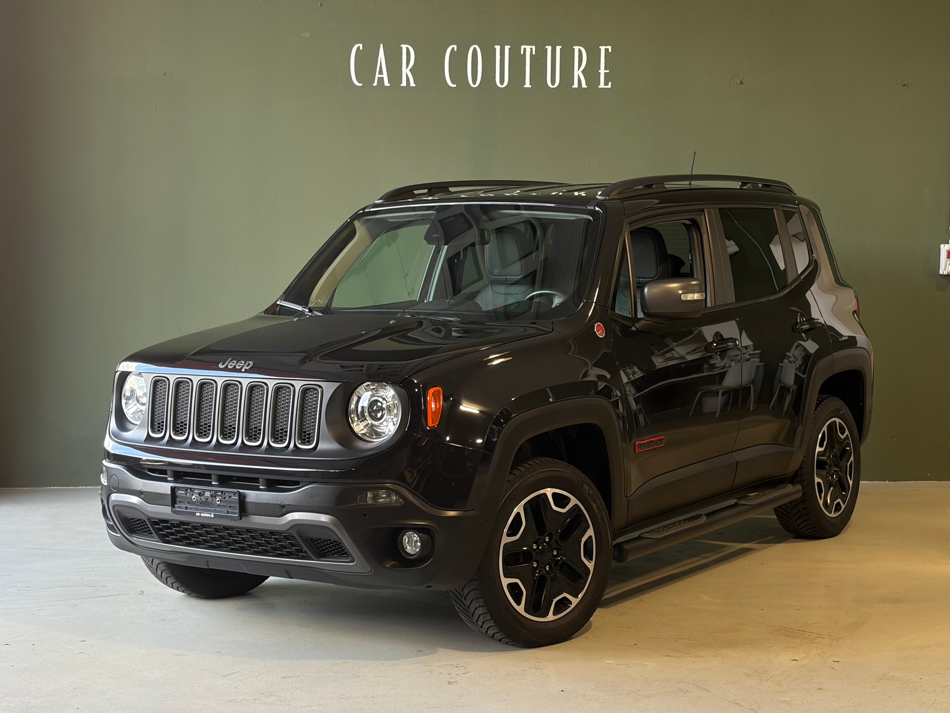 JEEP Renegade 2.0 CRD Trailhawk AWD + Low Range 9ATX * 1.Hand * Anhängerkupplung ***MFK 04.06.2026***-showroom-element-1