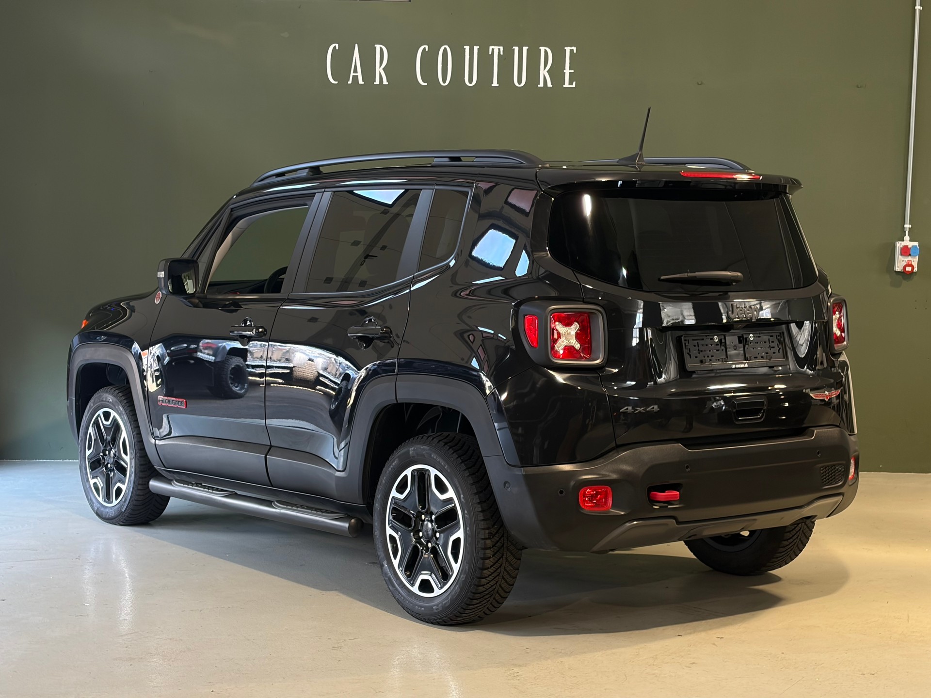 JEEP Renegade 2.0 CRD Trailhawk AWD + Low Range 9ATX * 1.Hand * Anhängerkupplung ***MFK 04.06.2026***-image-5