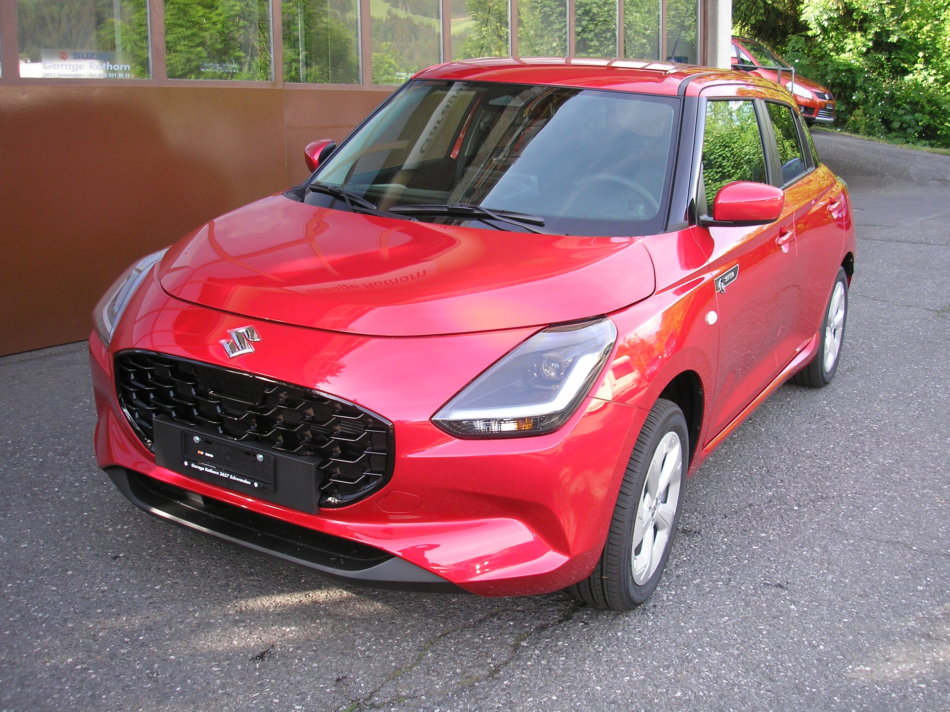 SUZUKI SWIFT