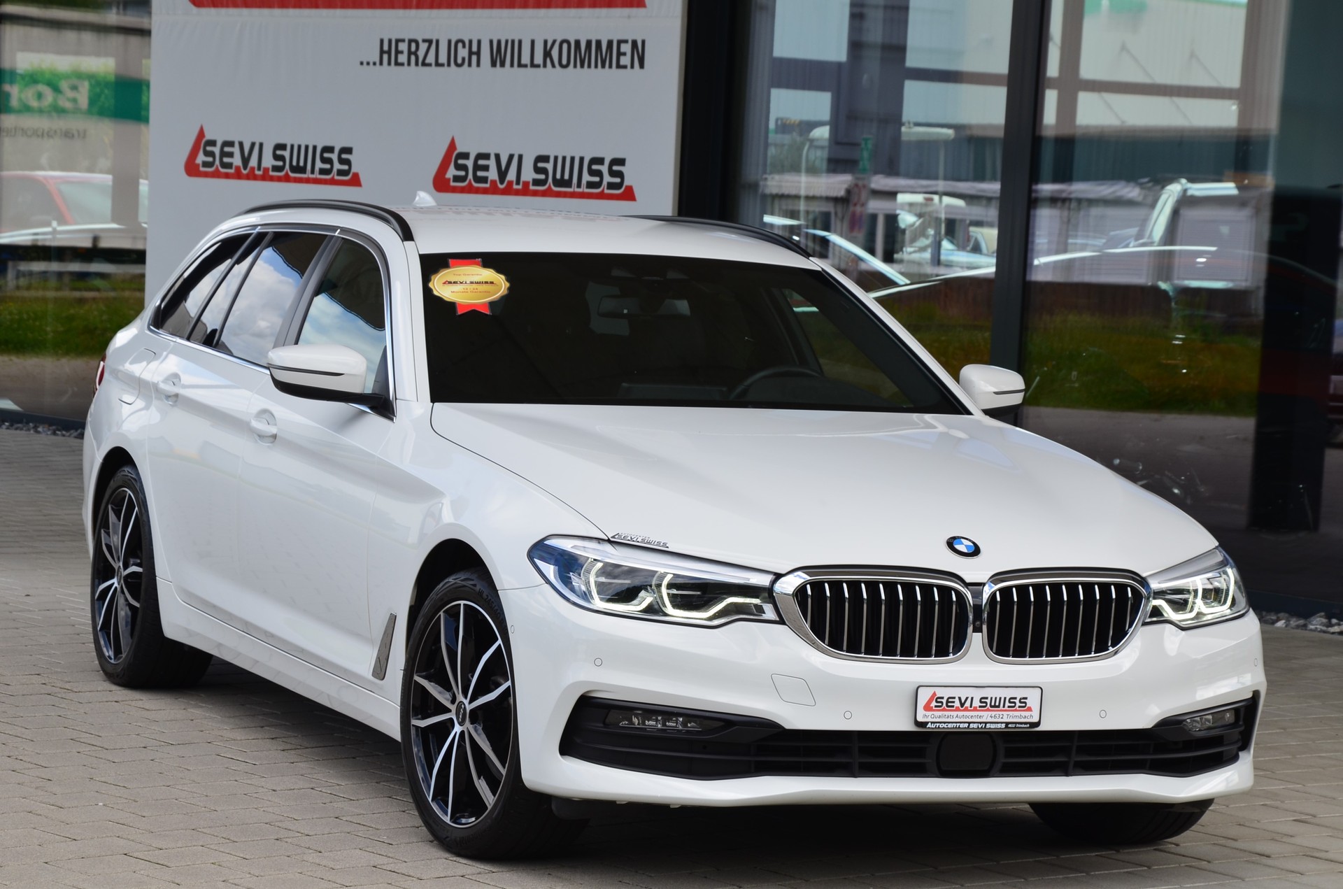 BMW 520d xDrive Touring Steptronic*Frisch ab MFK,1 Jahr oder 20'000km Garantie*