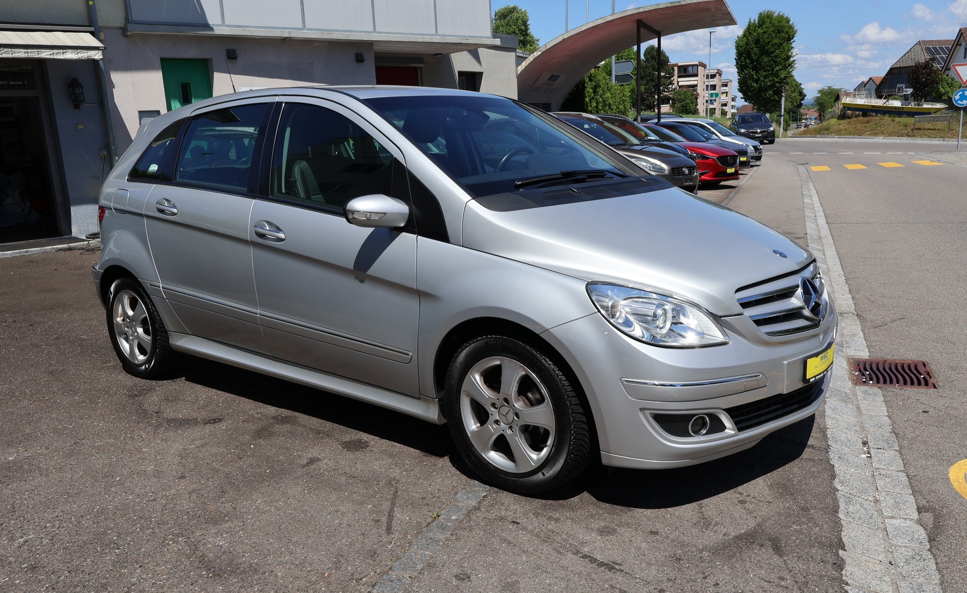 MERCEDES-BENZ B 170-image-1