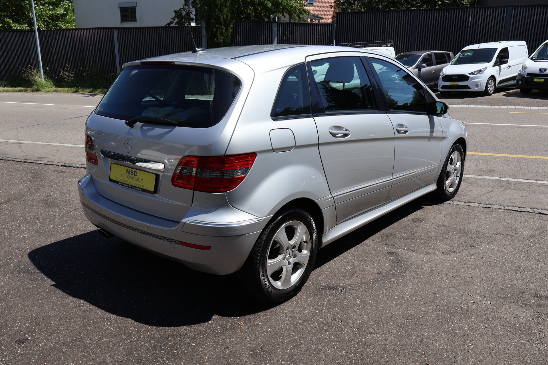 MERCEDES-BENZ B 170-image-4
