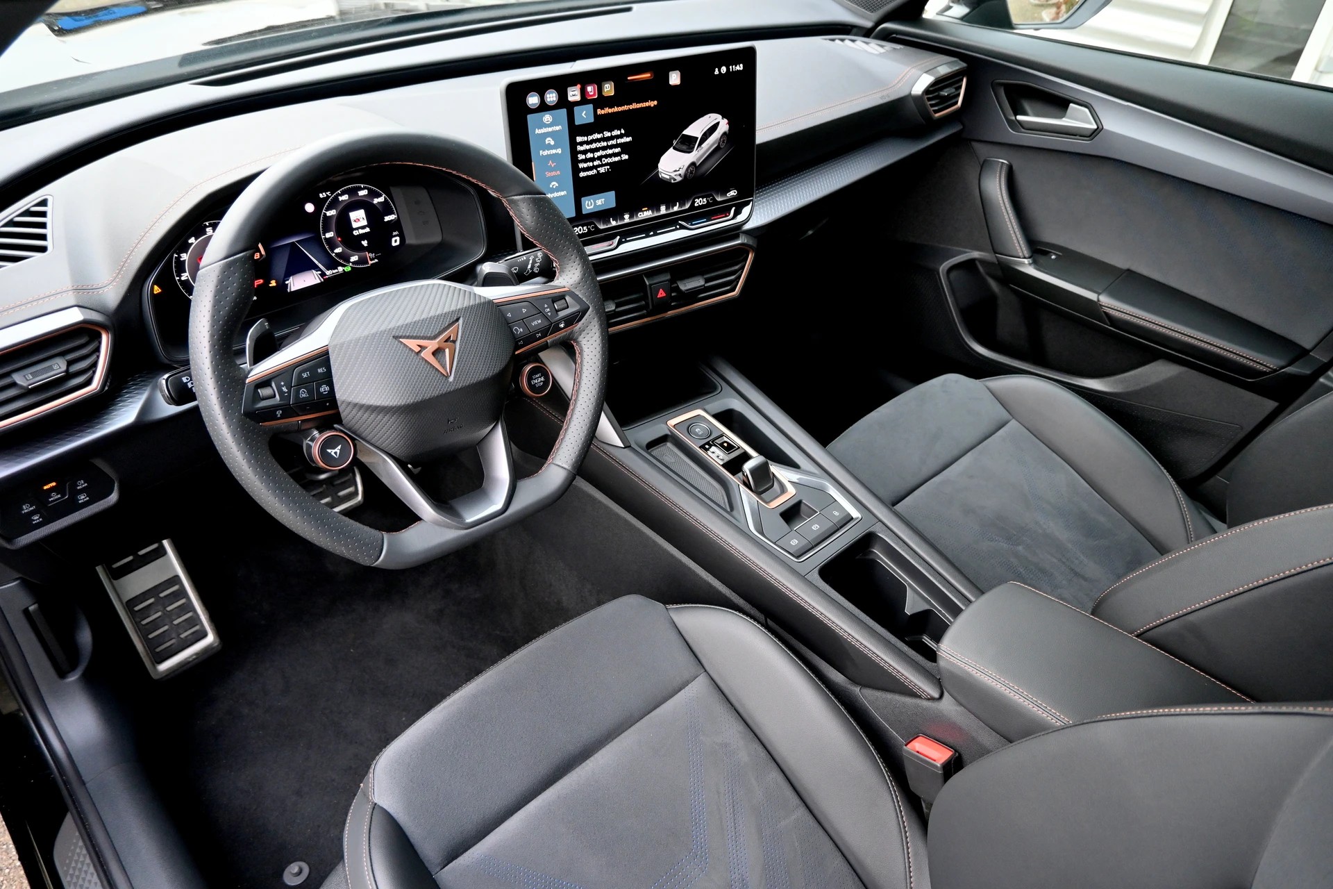 CUPRA Formentor 2.0TSI VZ 4Drive DSG 4X4 333PS-image-10