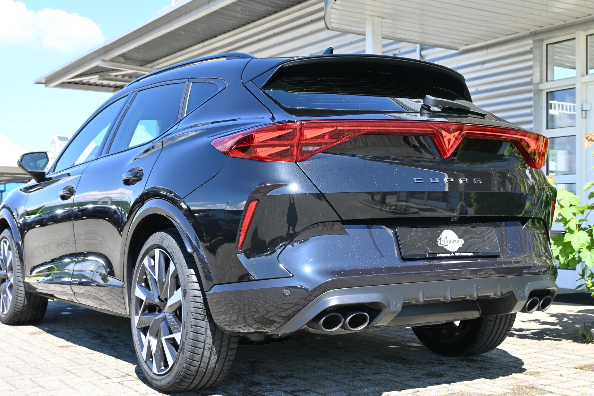CUPRA Formentor 2.0TSI VZ 4Drive DSG 4X4 333PS-image-5
