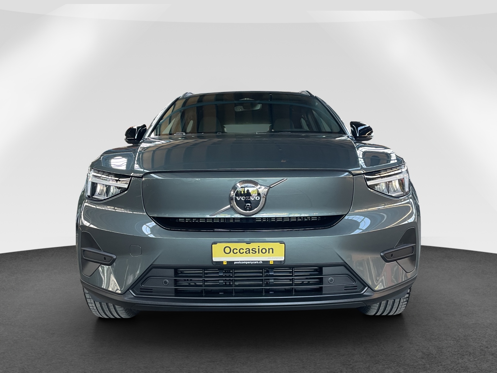 VOLVO EX40 Extended Core-showroom-element-1