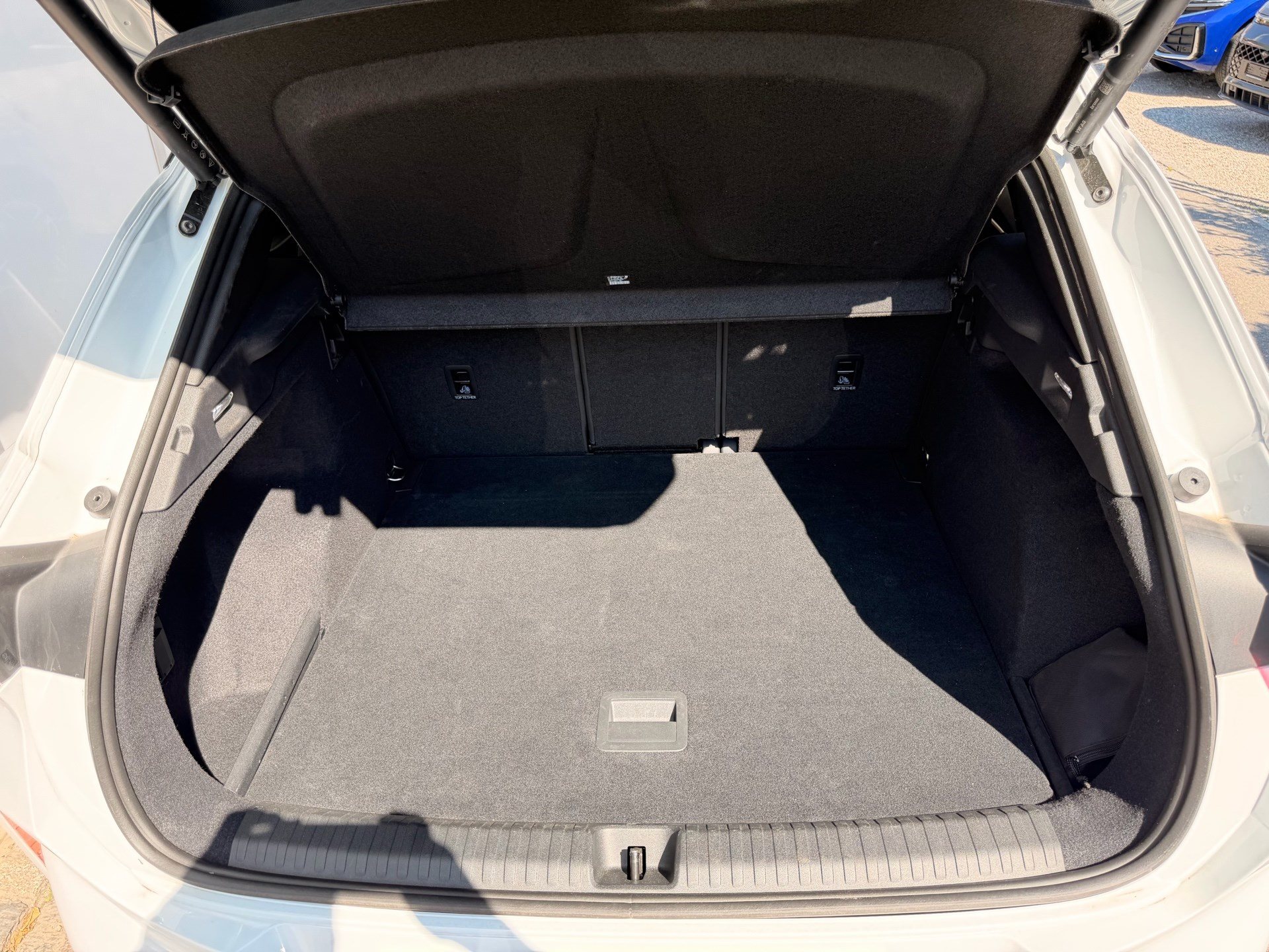 CUPRA Terramar 2.0 TSI 195 kW 4Drive VZ *** 360° KAMERA & HEAD UP ***-image-30