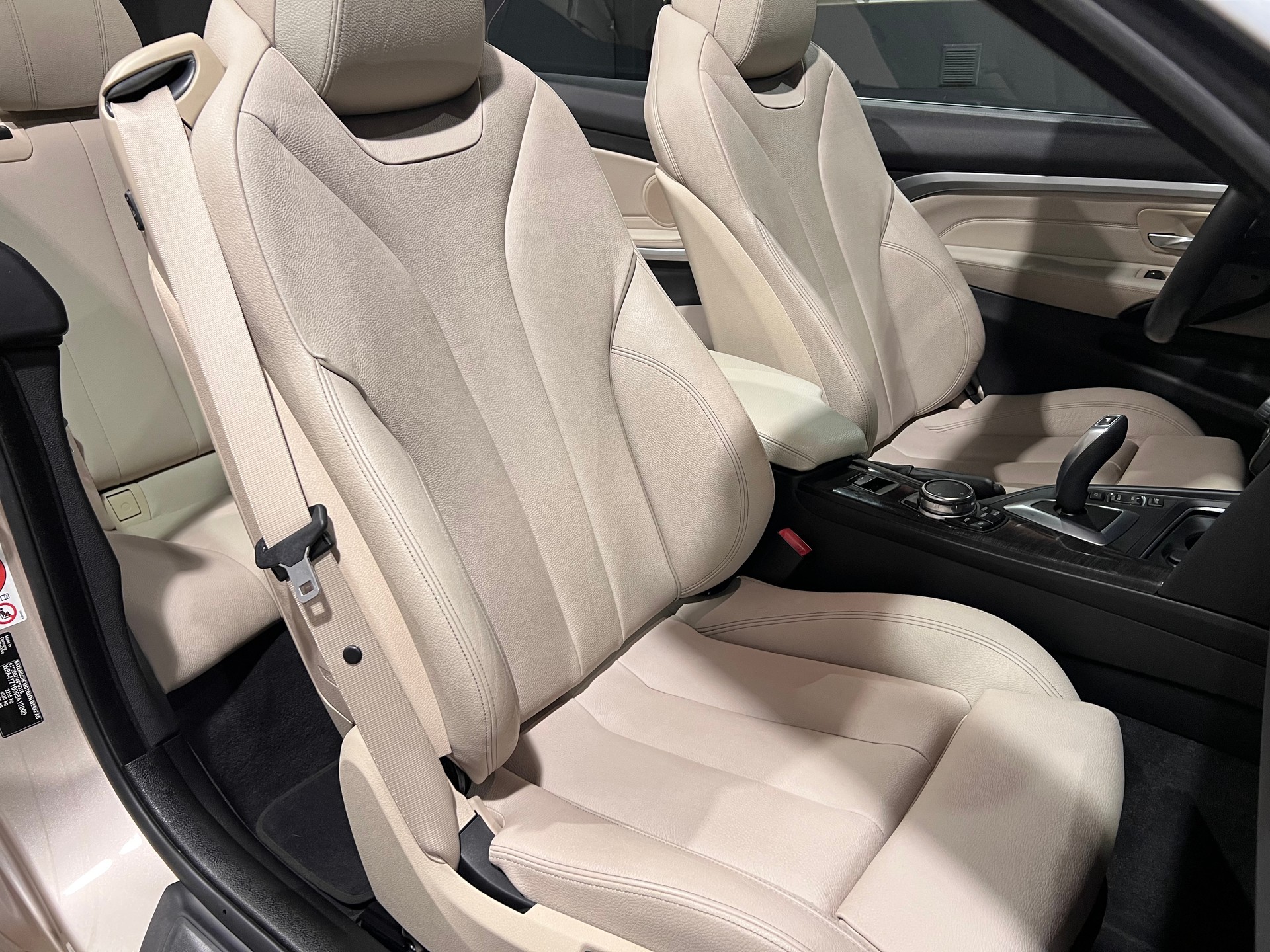 BMW 430i Cabriolet xDrive Sport Line Steptronic-image-16