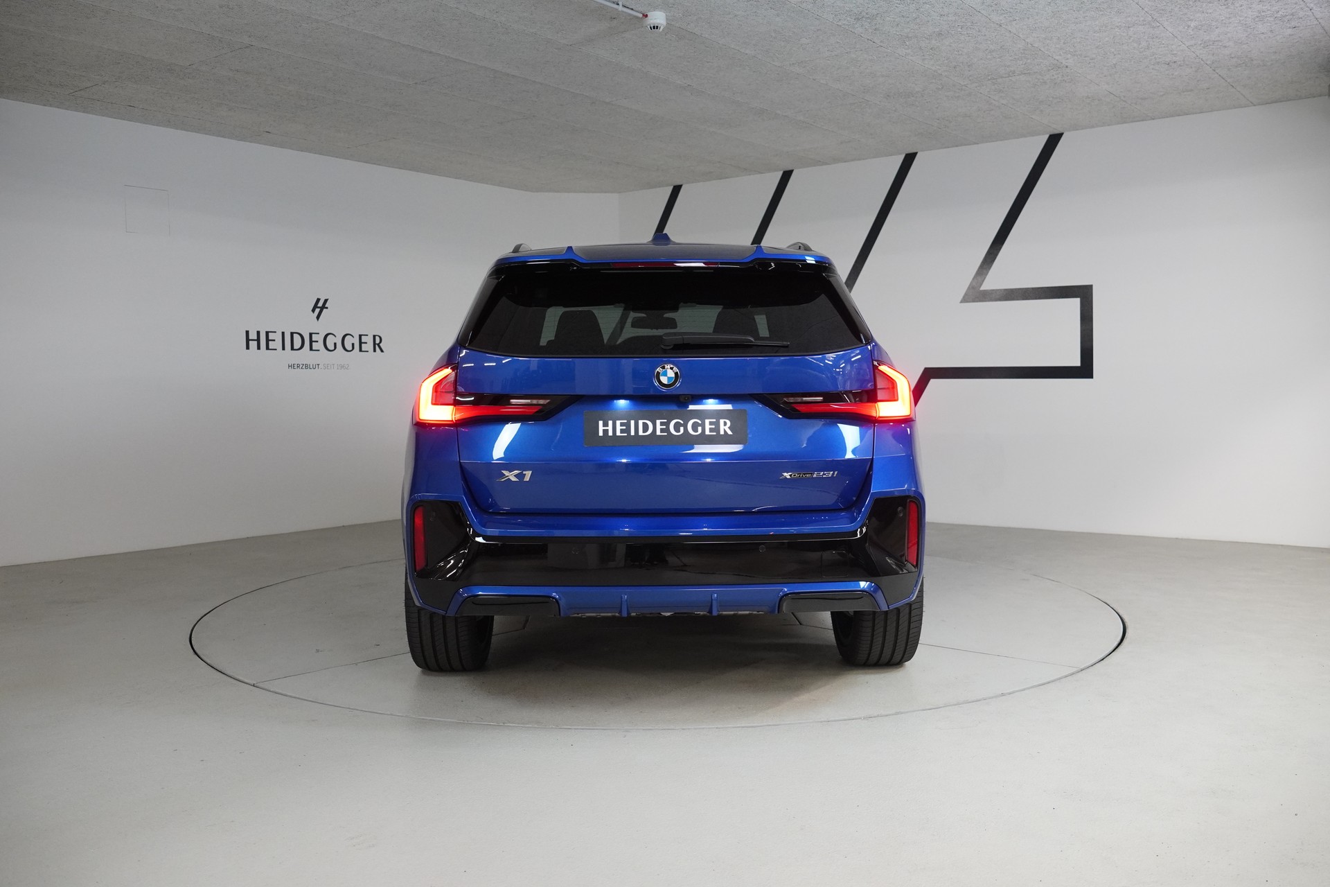 BMW X1 xDrive 23i 48V M Sport Pro-image-5