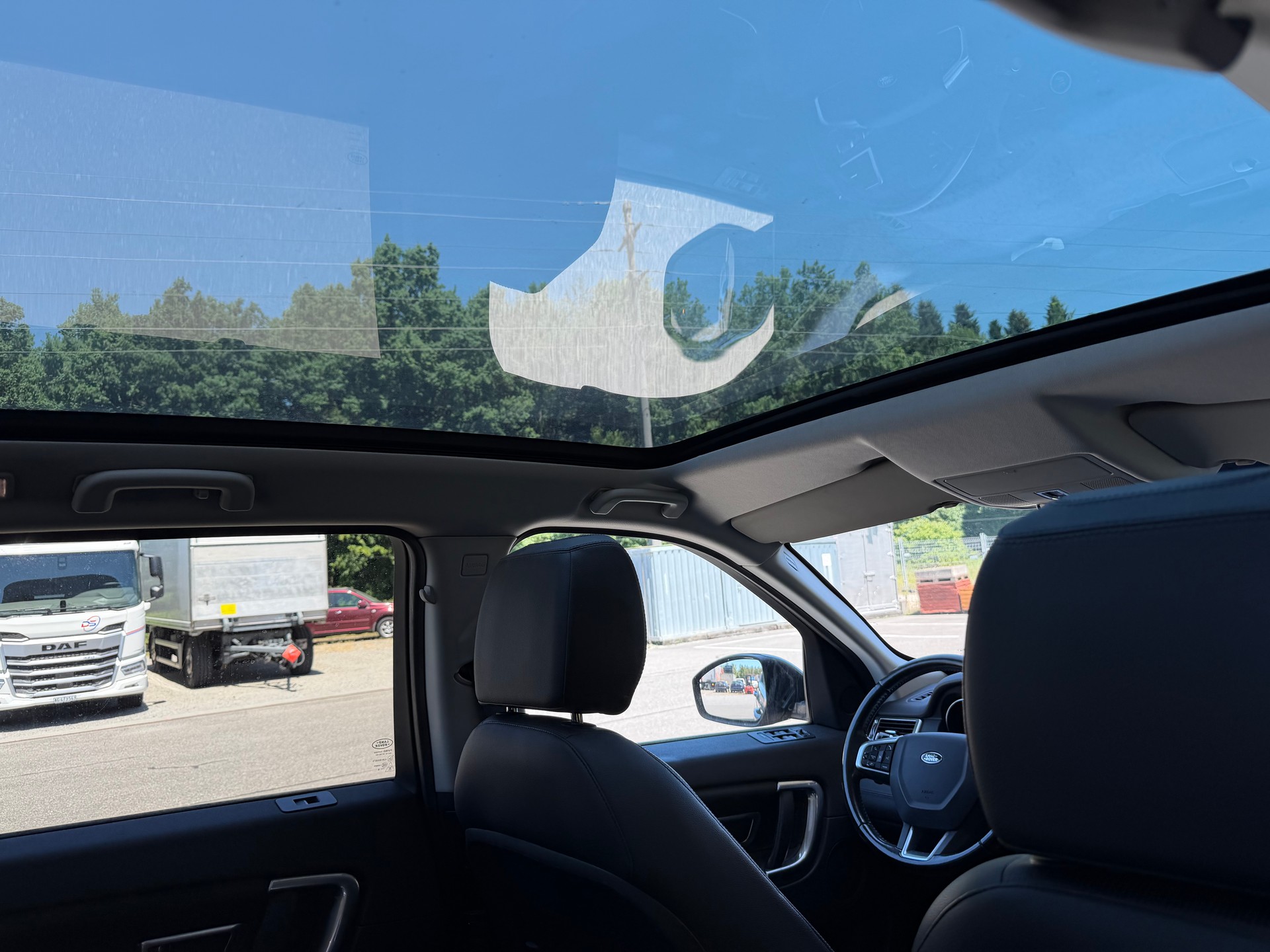 LAND ROVER Discovery Sport 2.0 TD4 HSE Luxury AT9-image-13