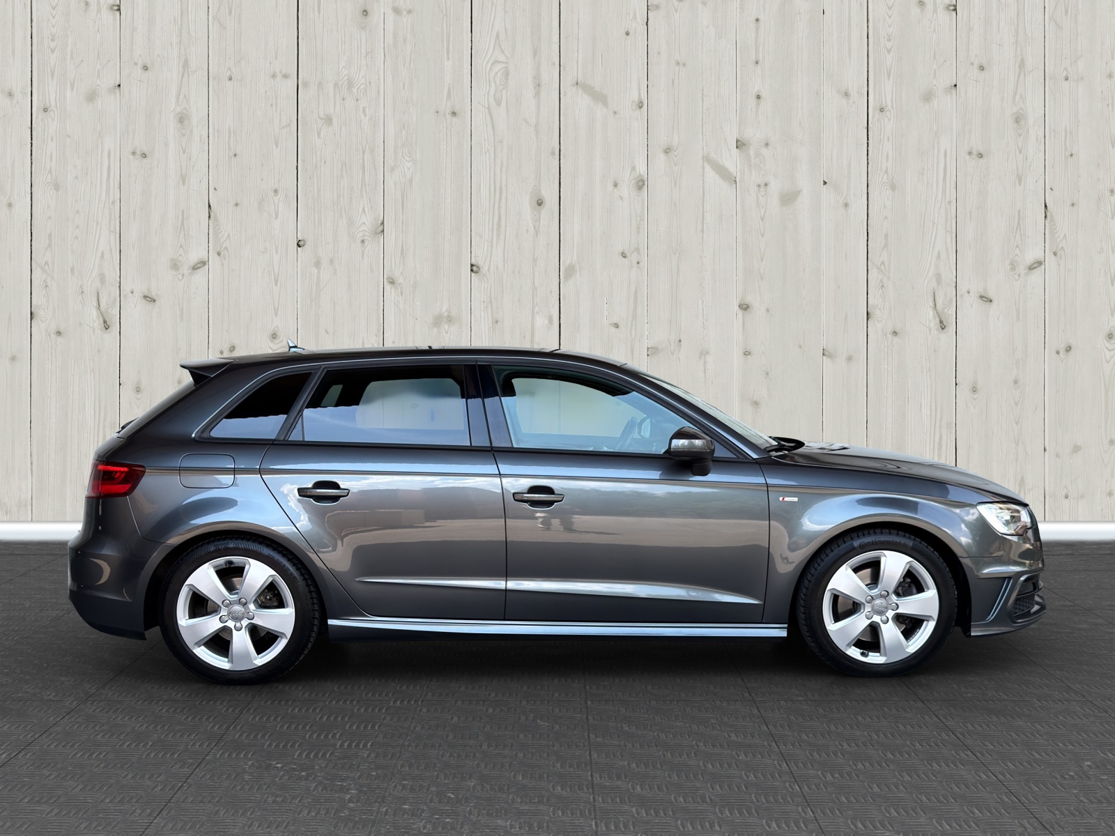 AUDI A3 Sportback 1.8 TFSI Ambiente S-tronic-image-7