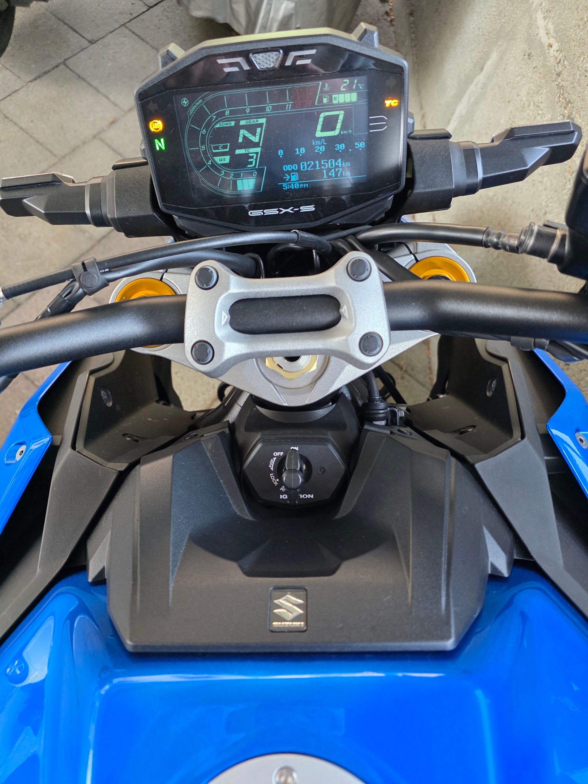 SUZUKI GSX-S 1000-image-2