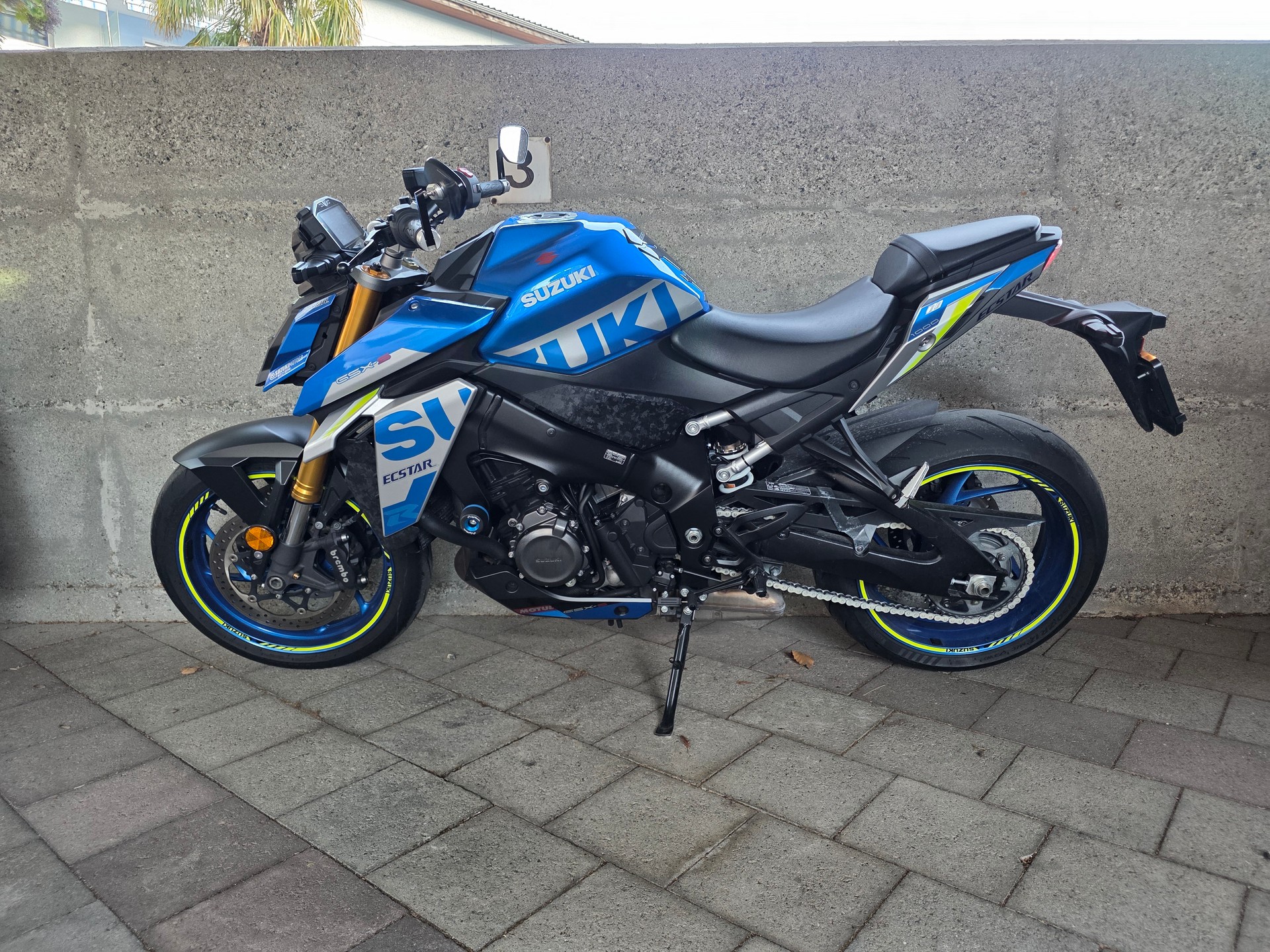 SUZUKI GSX-S 1000-image-0