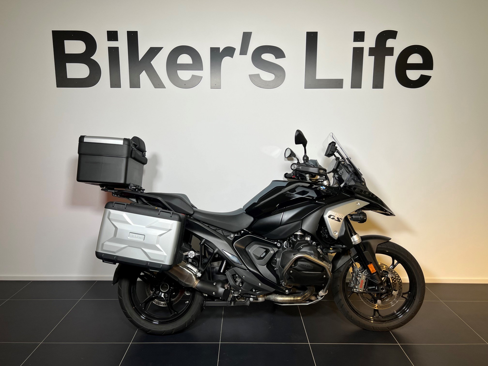 BMW R 1300 GS Triple Black Adaptive Fahrzeughöhenregelung-image-0