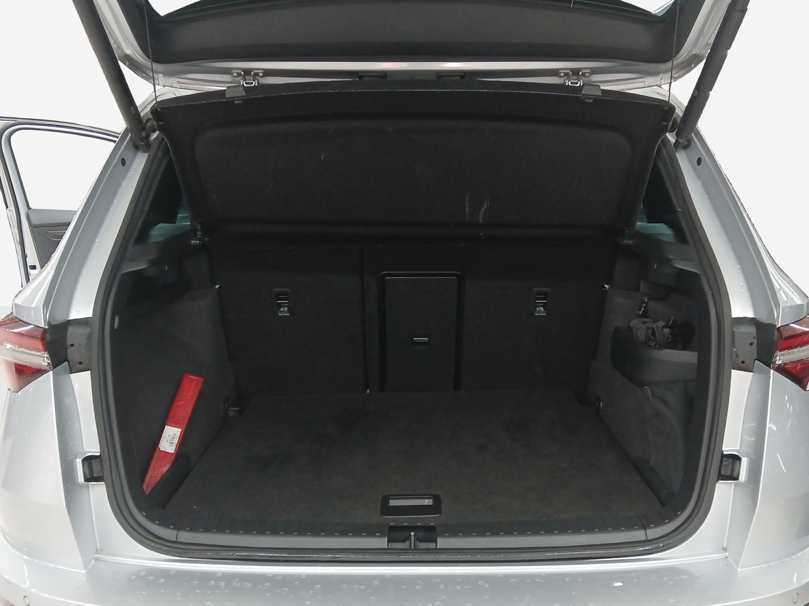 SKODA Karoq 2.0 TSI SportLine 4x4 DSG-image-12