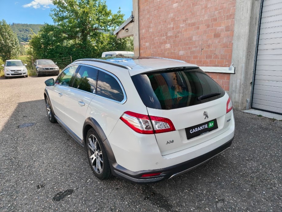 PEUGEOT 508 RXH 2.0 HDI Hybrid4 EGS6-image-3