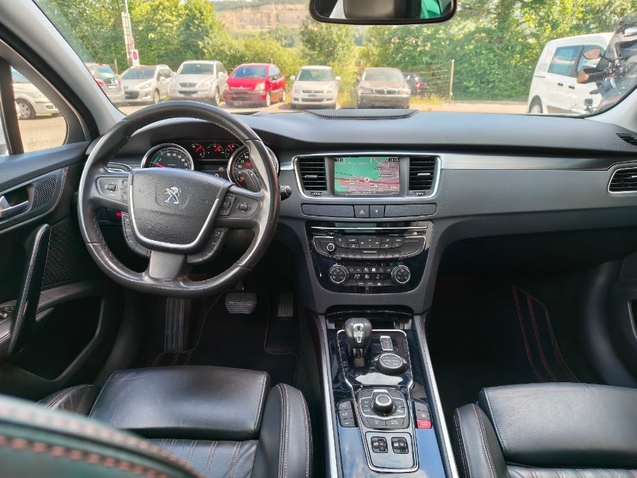 PEUGEOT 508 RXH 2.0 HDI Hybrid4 EGS6-image-5