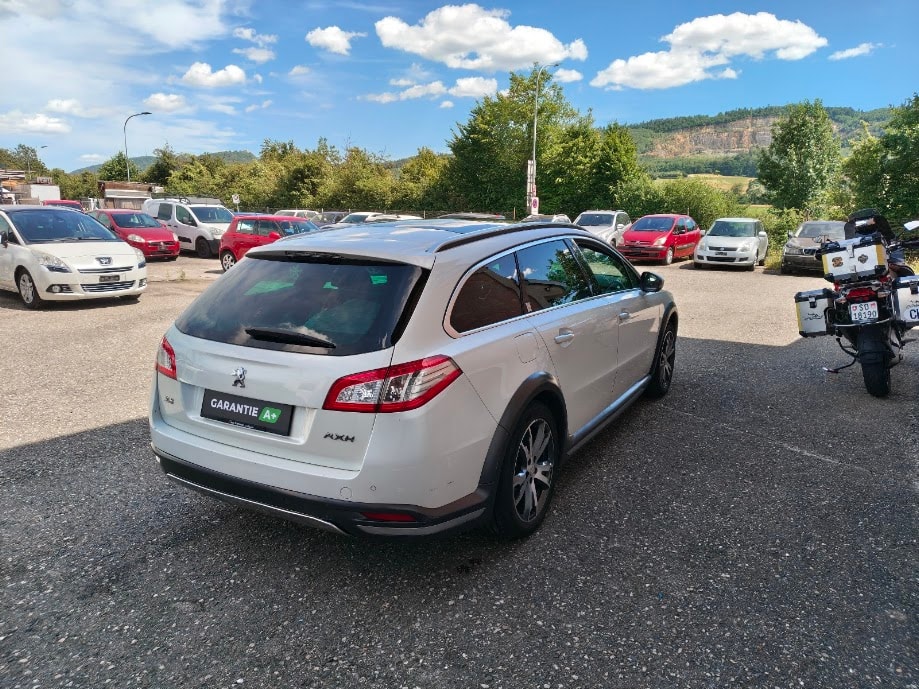 PEUGEOT 508 RXH 2.0 HDI Hybrid4 EGS6-image-2