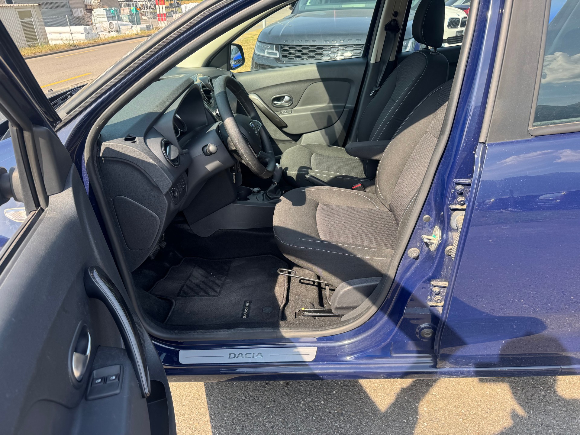 DACIA Sandero TCe 90 Comfort Automatic-image-9