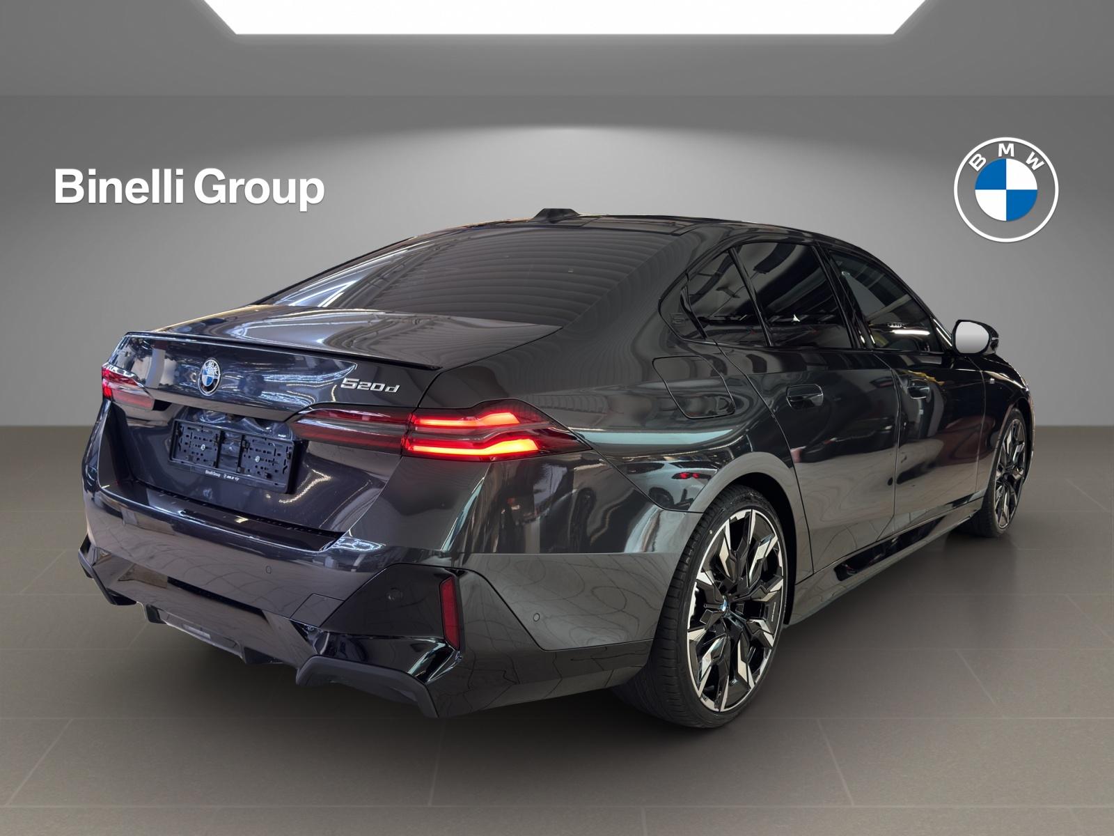 BMW 520d xDrive-showroom-element-3