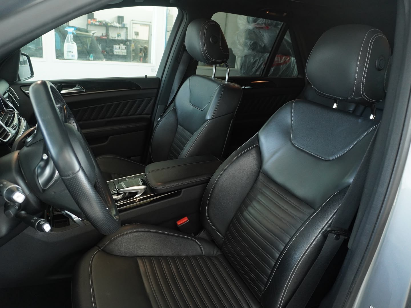 MERCEDES-BENZ GLE 500 e 4Matic 7G-Tronic-showroom-element-3