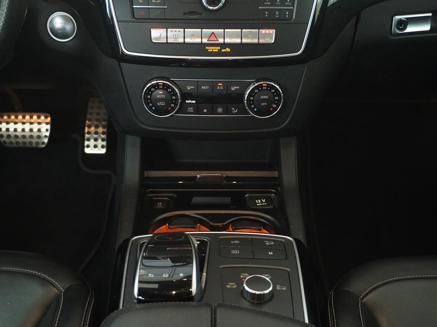MERCEDES-BENZ GLE 500 e 4Matic 7G-Tronic AMG Line-image-8