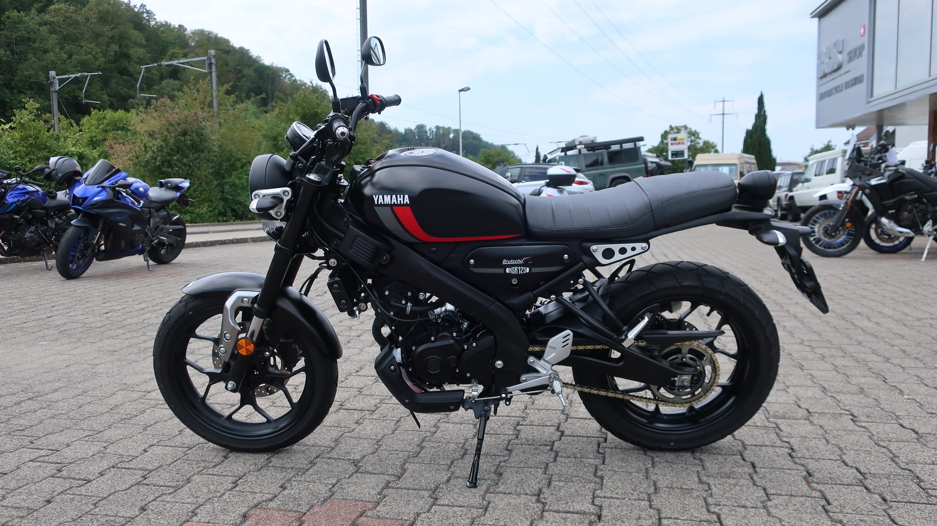 YAMAHA XSR 125-image-5