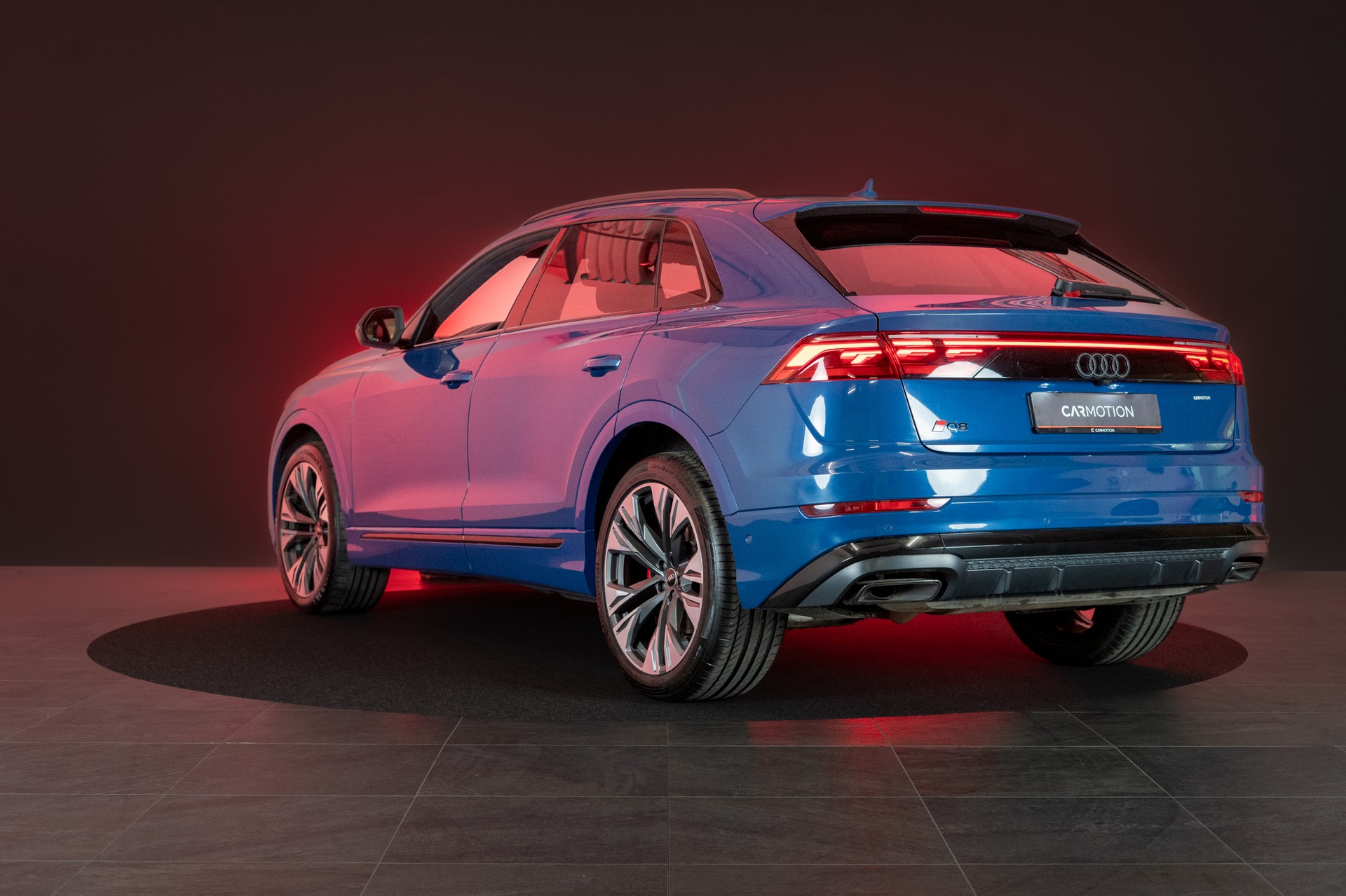 AUDI Q8 SUV 3.0 50 TDI quattro T-Tronic / S-Line / Panorama / 360°Kamera / Audi-Exclusive-image-7