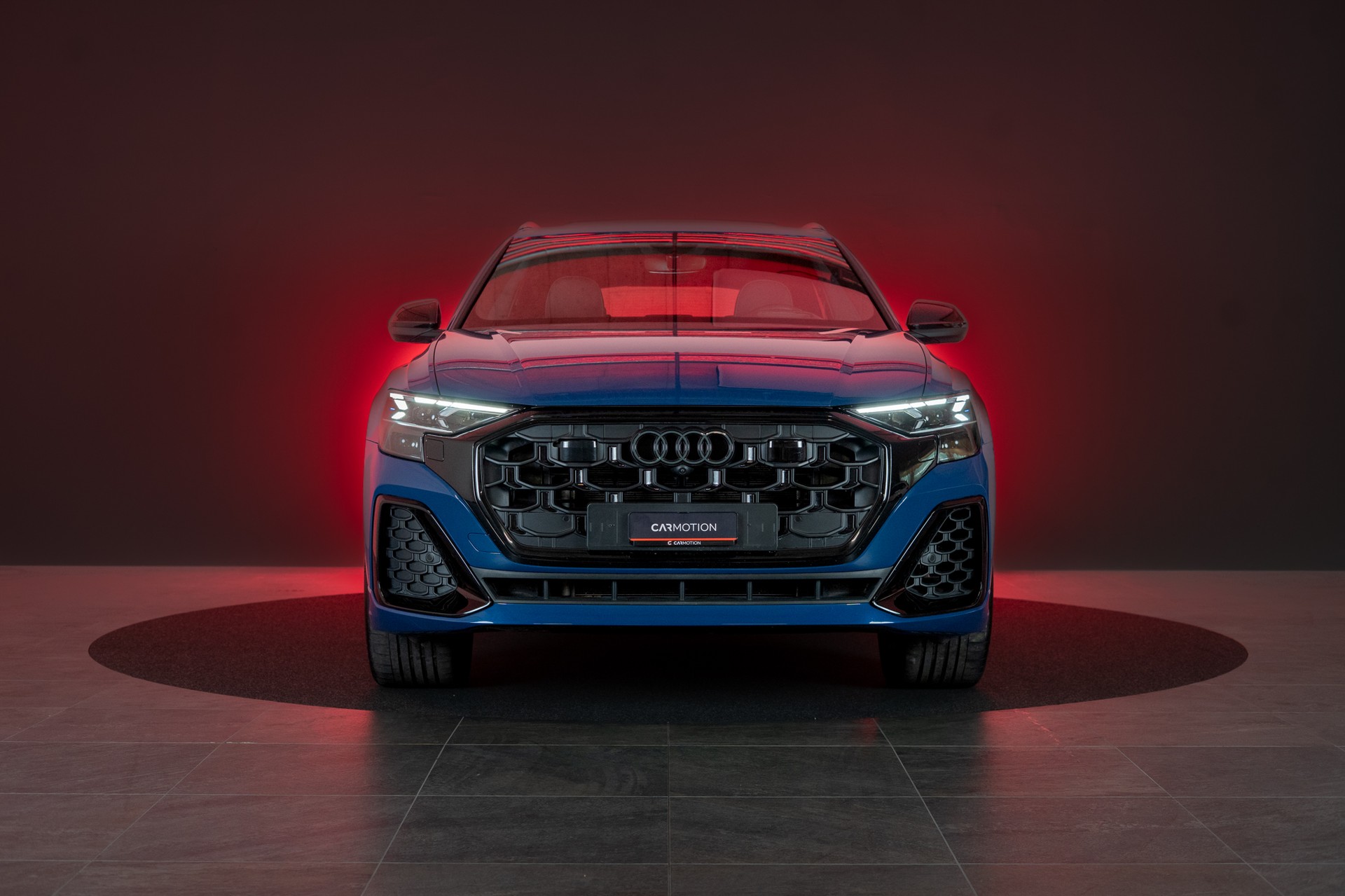 AUDI Q8 SUV 3.0 50 TDI quattro T-Tronic / S-Line / Panorama / 360°Kamera / Audi-Exclusive-showroom-element-1