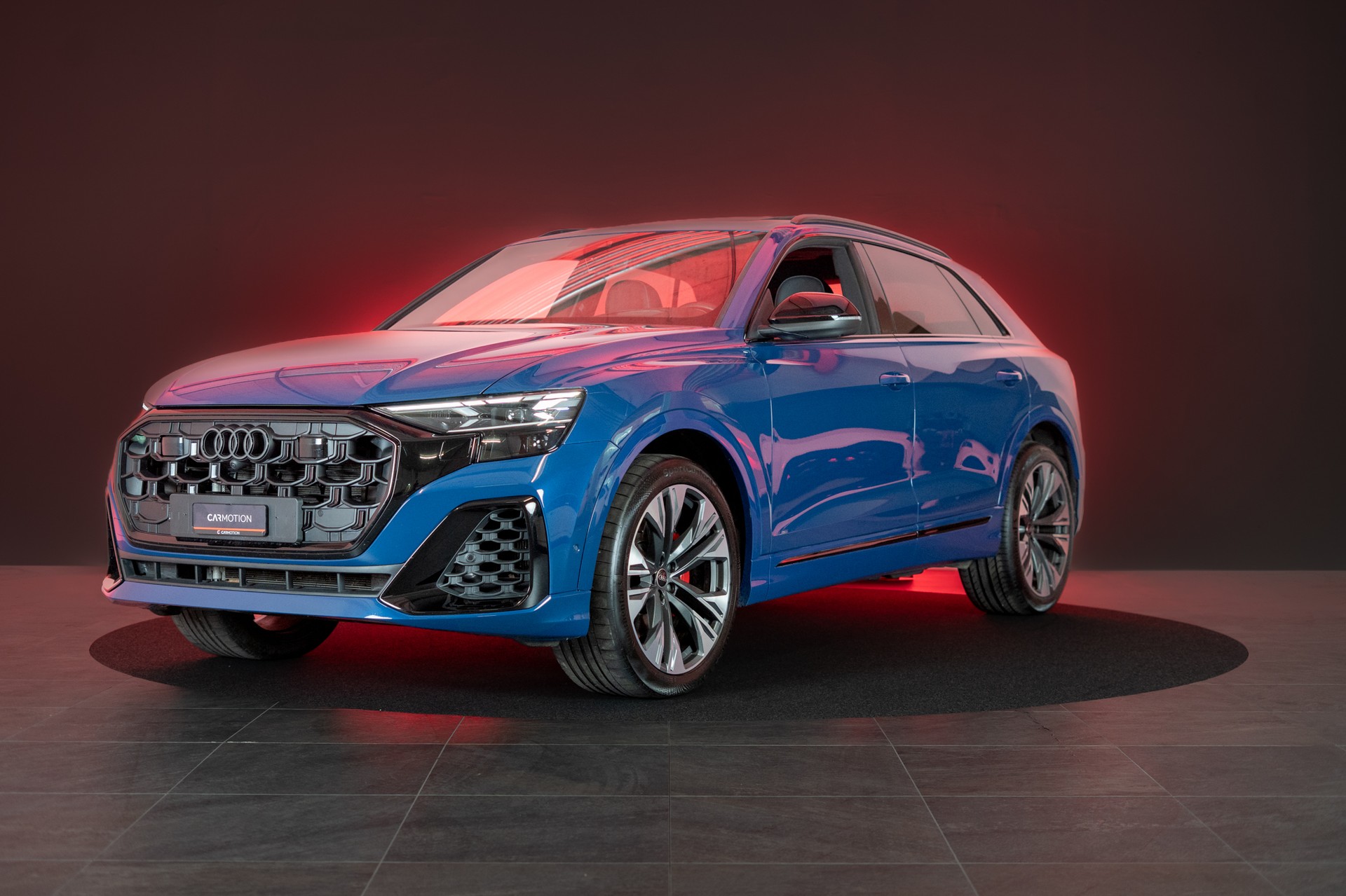 AUDI Q8 SUV 3.0 50 TDI quattro T-Tronic / S-Line / Panorama / 360°Kamera / Audi-Exclusive