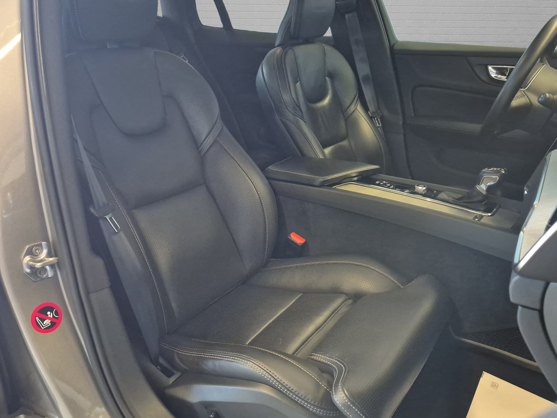 VOLVO V60 T6 AWD Inscription Geartronic-image-20