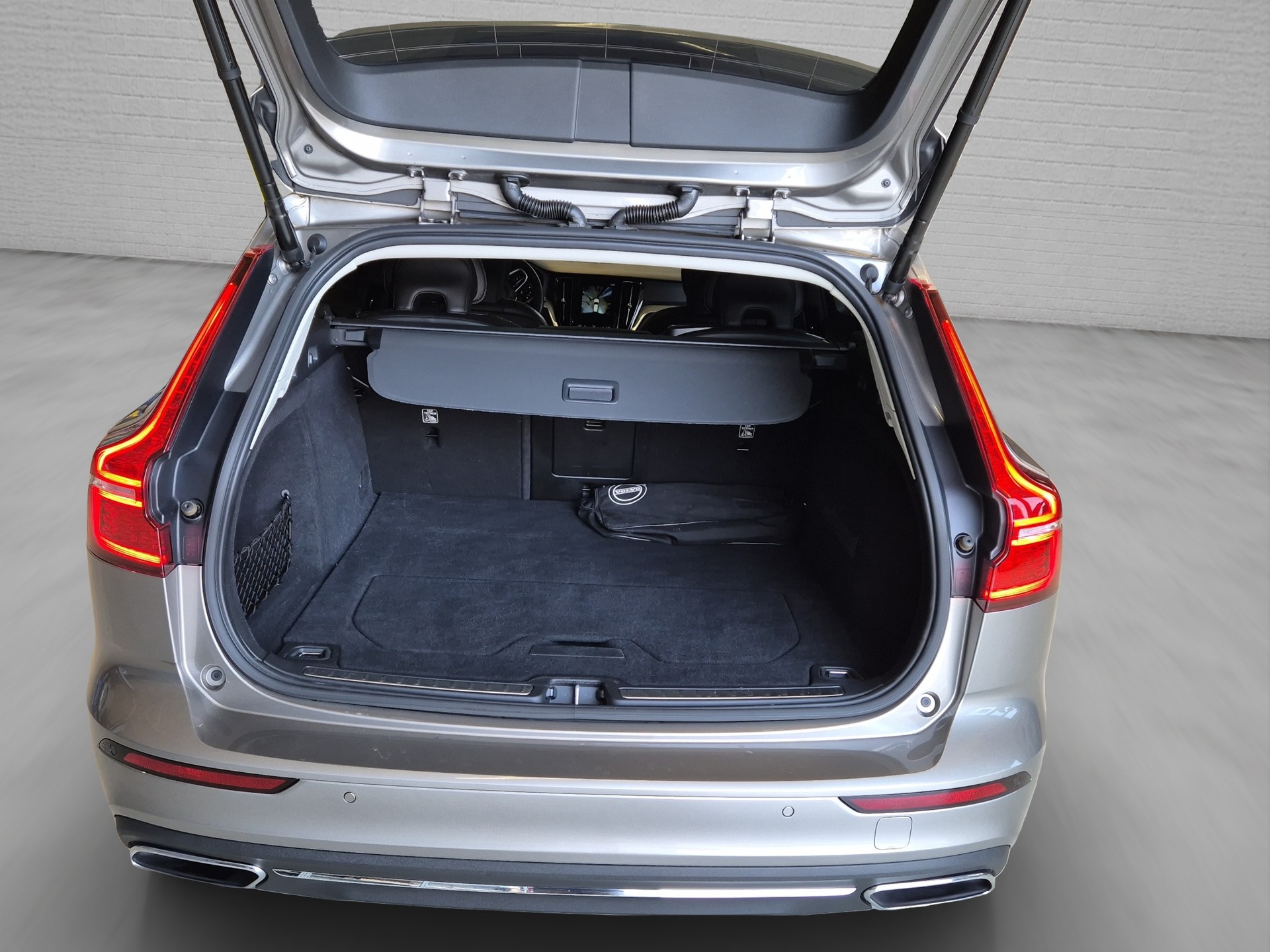 VOLVO V60 T6 AWD Inscription Geartronic-image-15