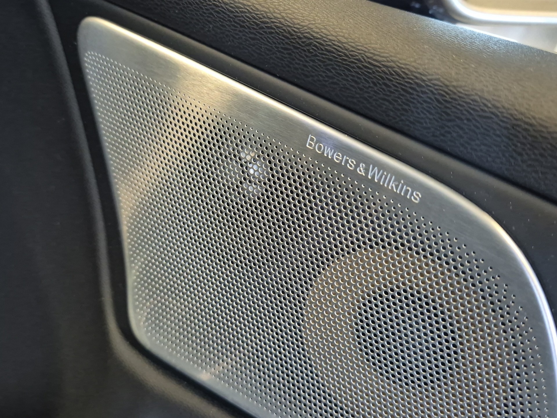 VOLVO V60 T6 AWD Inscription Geartronic-image-28