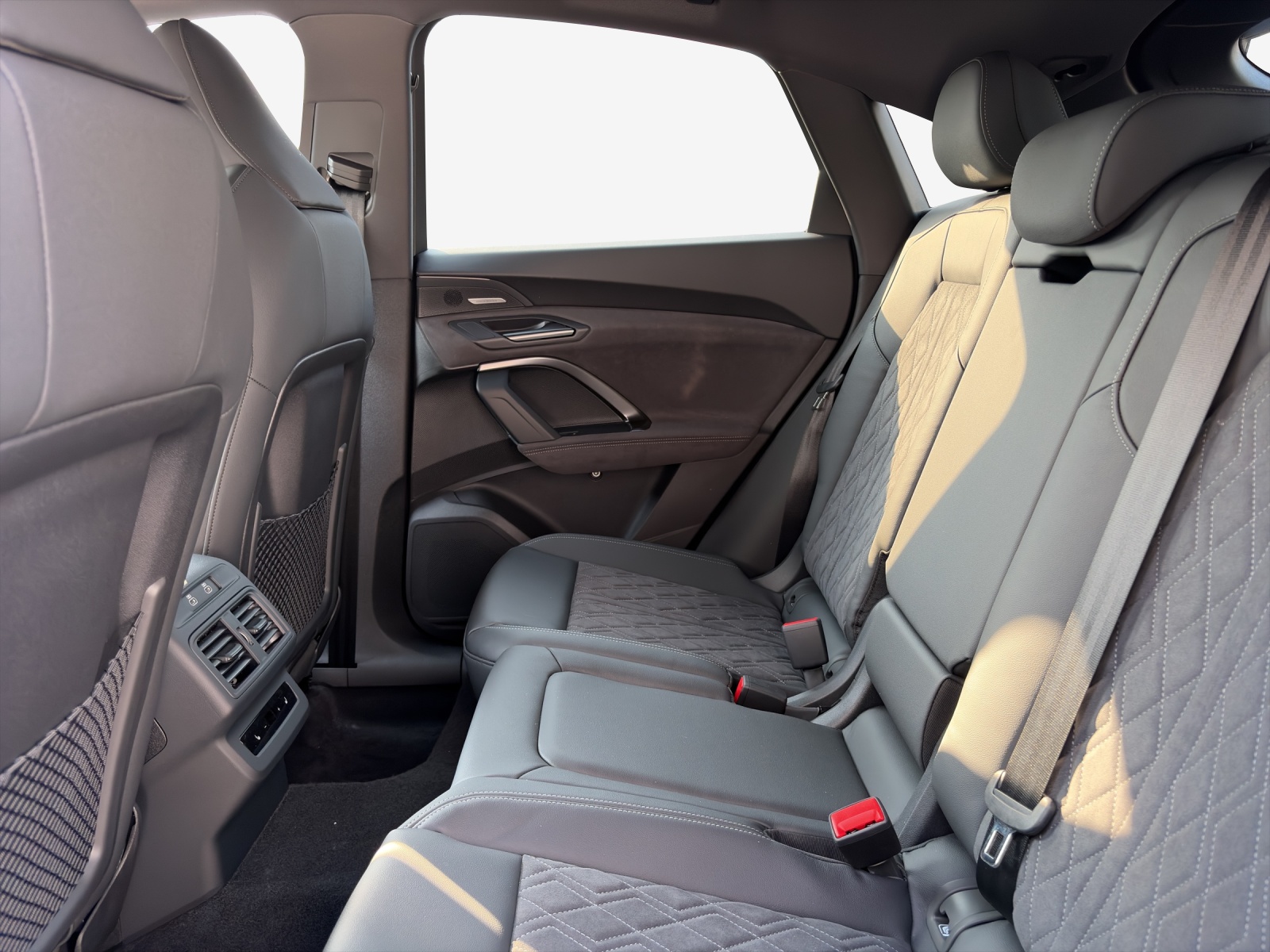 AUDI SQ5 Sportback TFSI quattro S-tronic-image-11